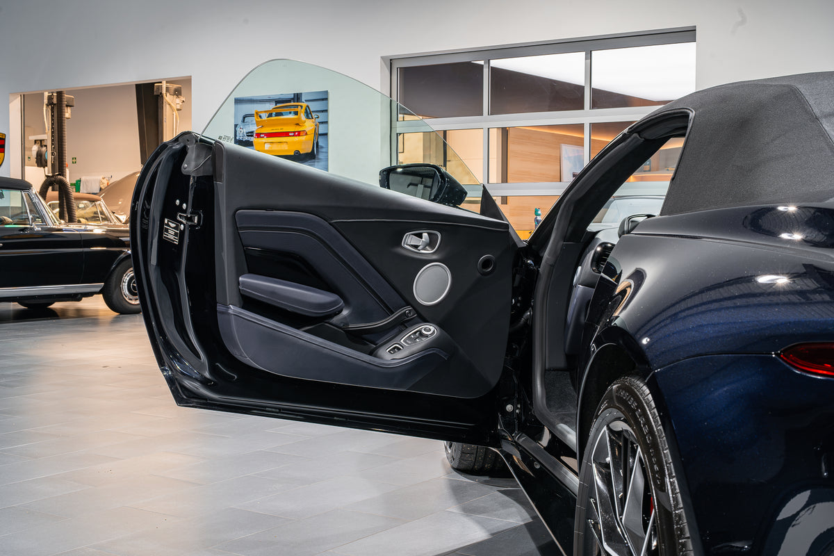Aston Martin Vantage Cabriolet