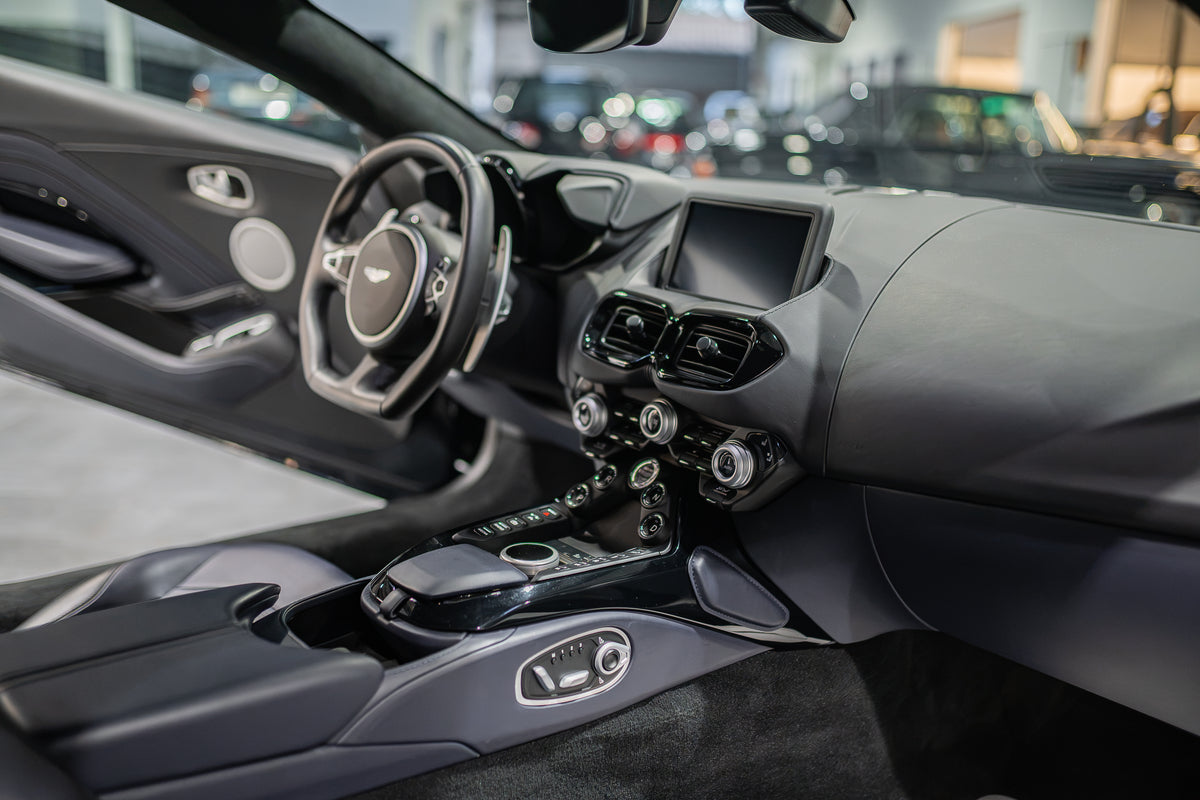 Aston Martin Vantage Cabriolet