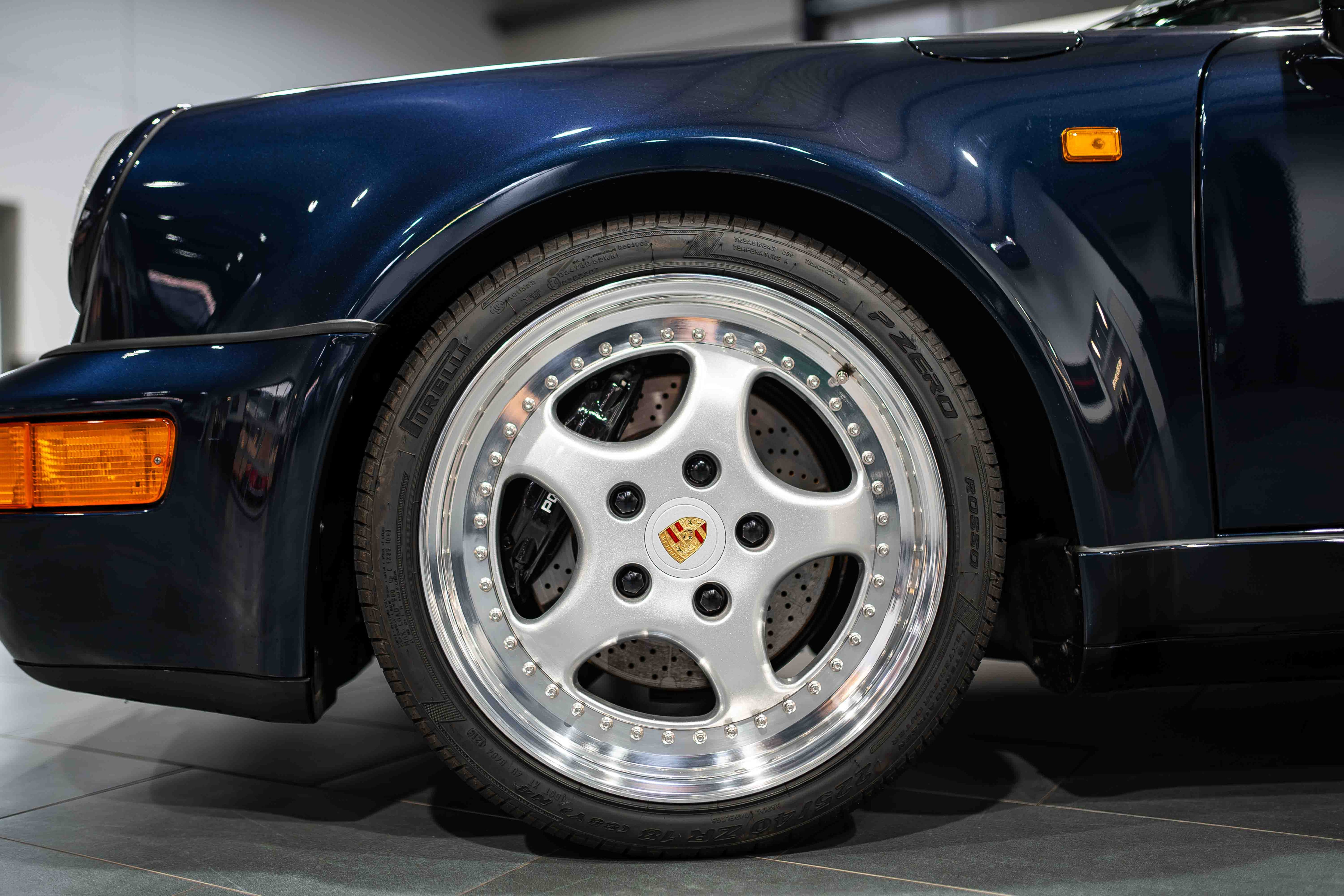 Porsche 911 / 964 Carrera 2 WTL Cabriolet