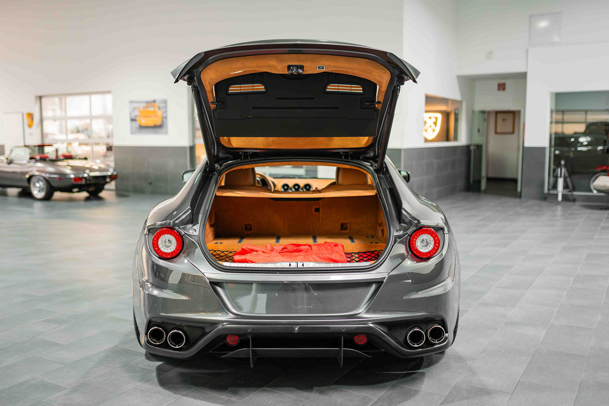 Ferrrari FF