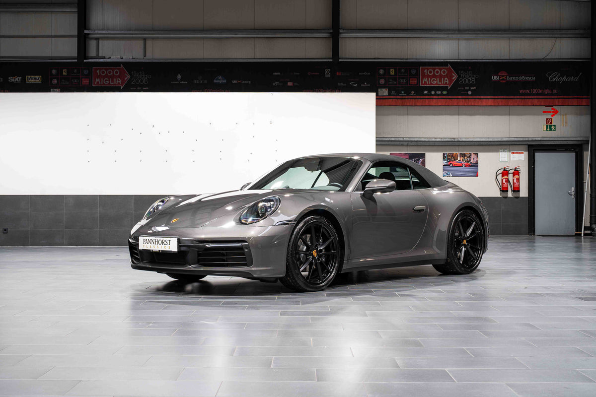Porsche 911 Carrera Cabriolet