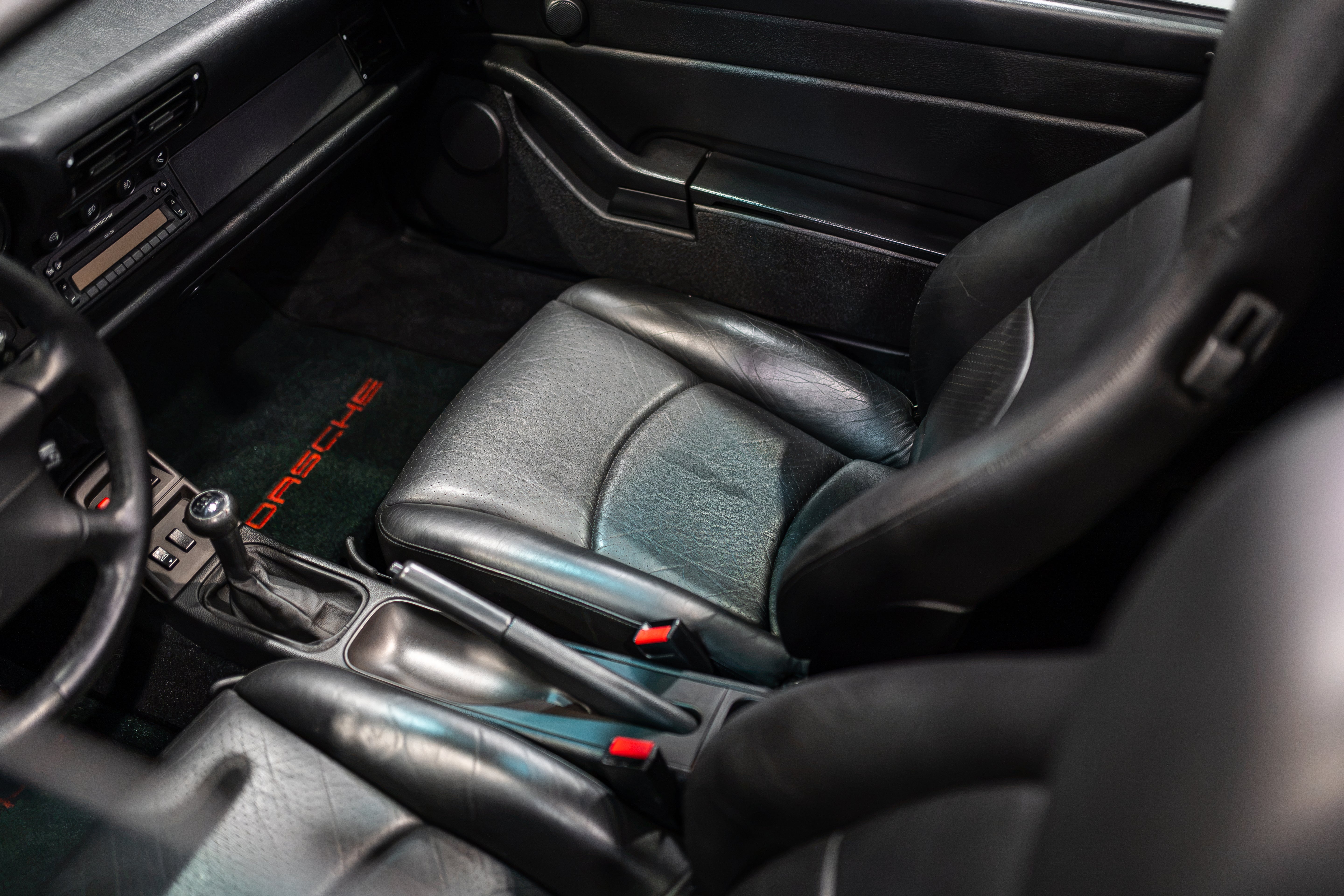 Porsche 911 (993) Carrera Cabriolet