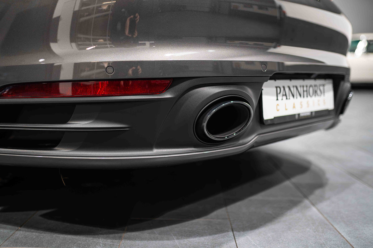 Porsche 911 Carrera Cabriolet