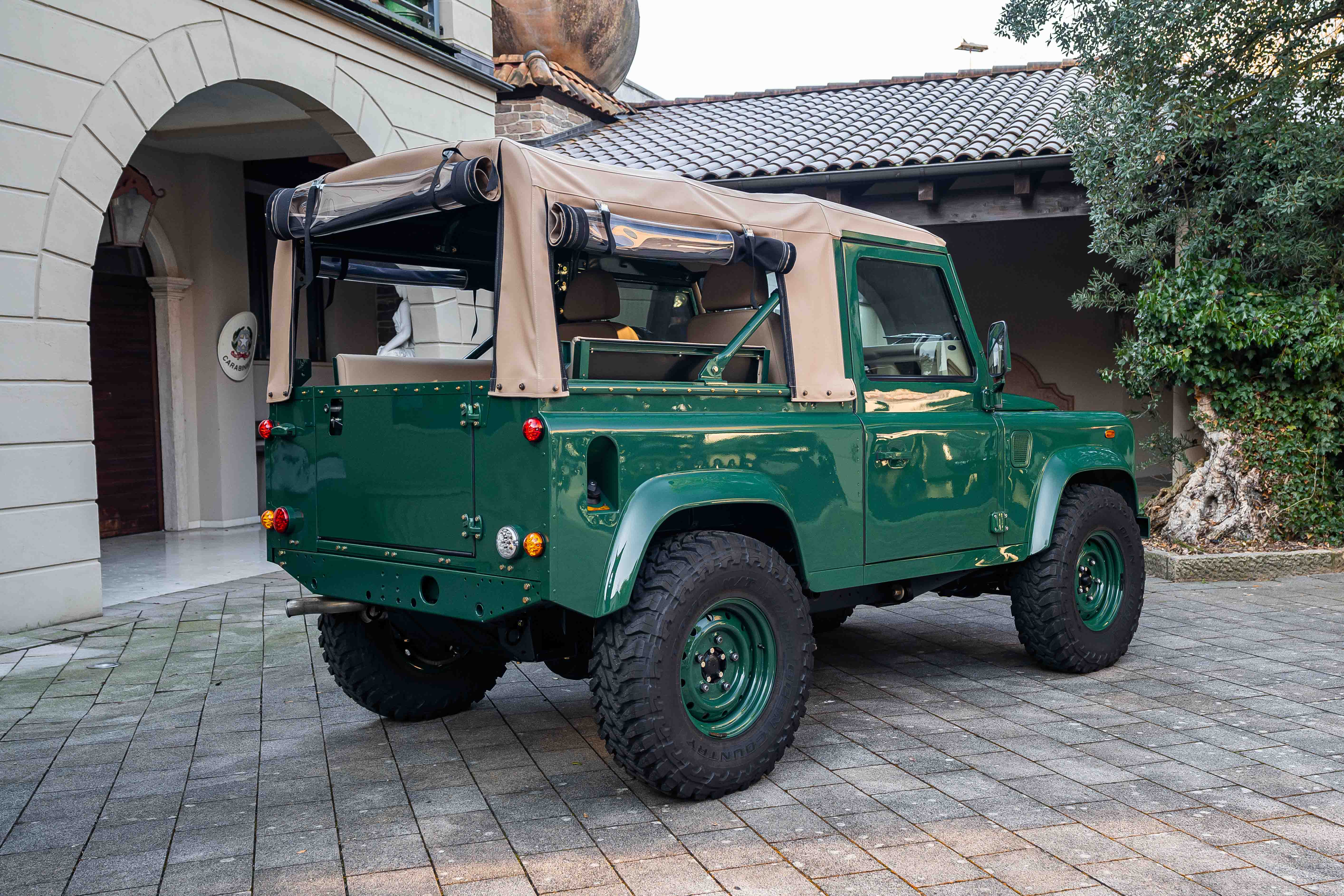 Land Rover Defender 90 Td5 Cabriolet
