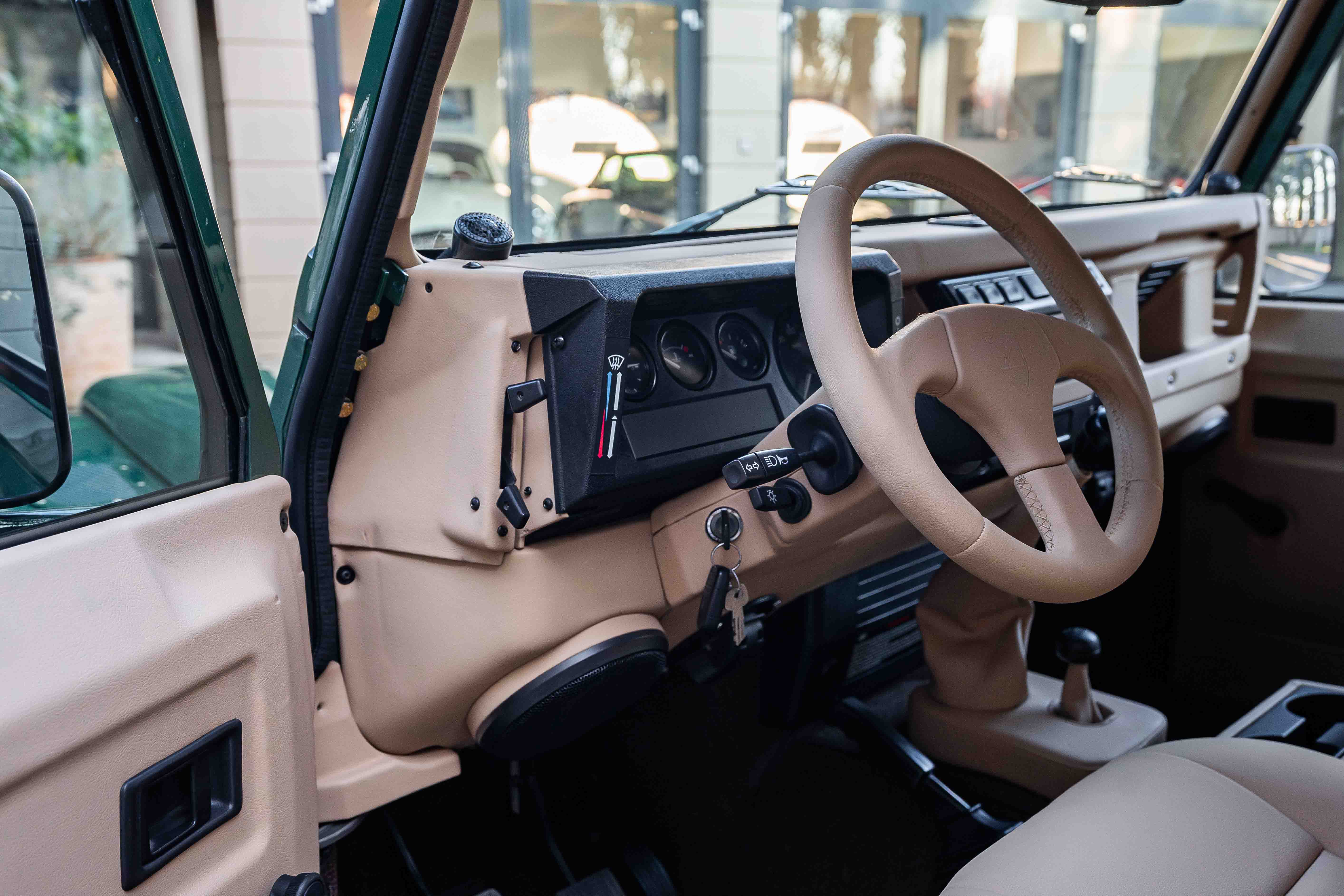 Land Rover Defender 90 Td5 Cabriolet