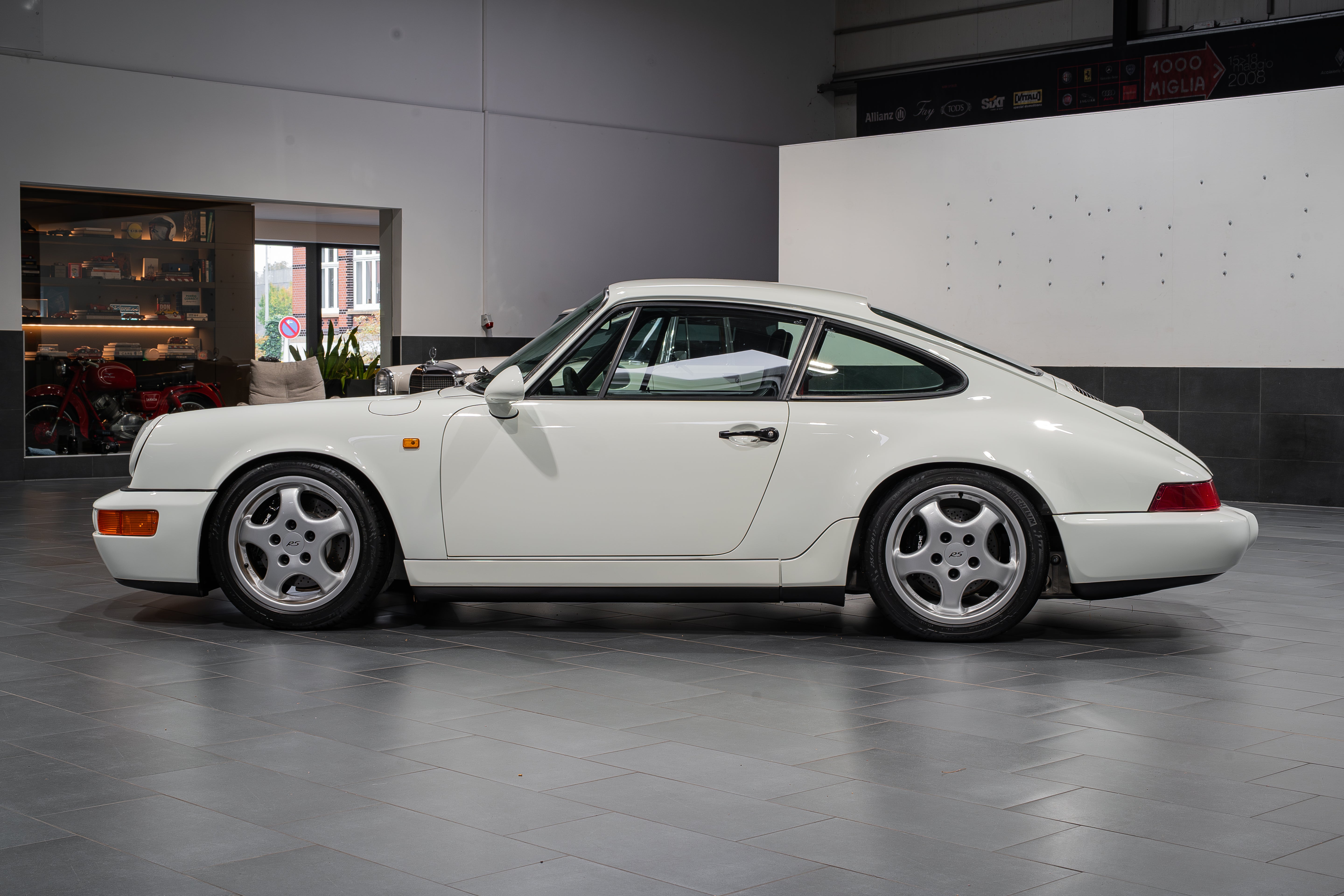 Porsche 964 RS Grand Prix