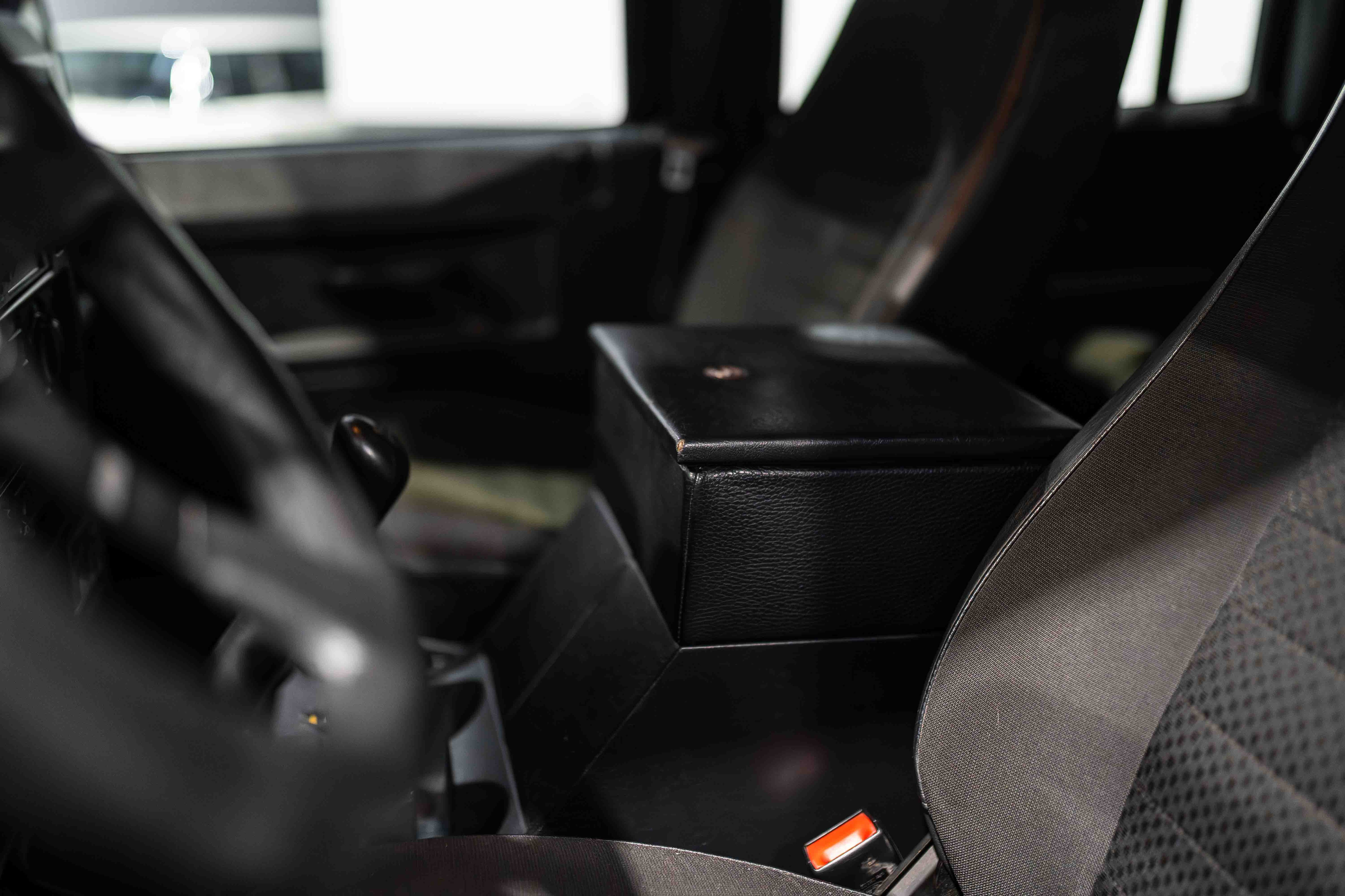 Land Rover Defender 110 TD4 Cargo