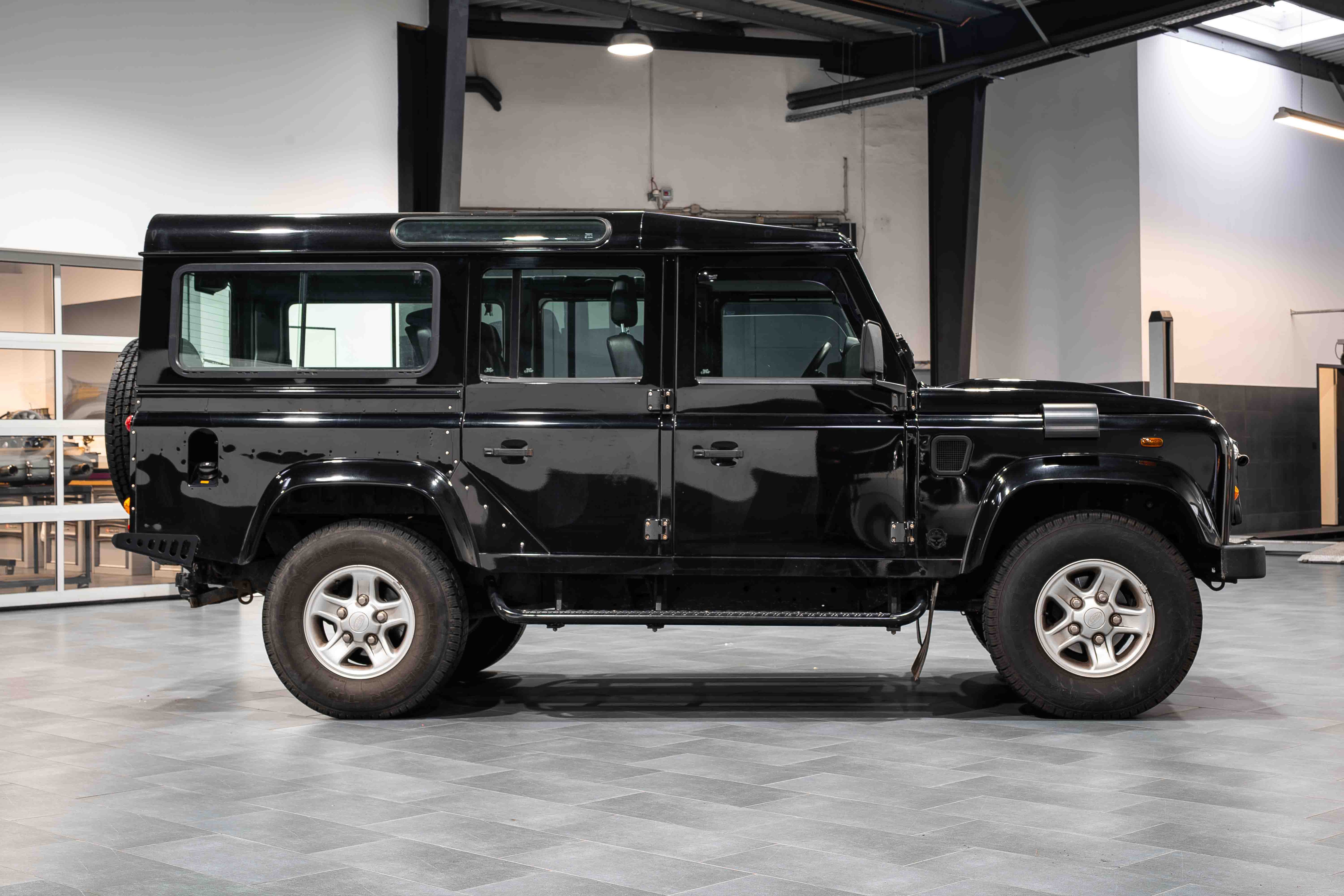 Land Rover Defender 110 TD4 Cargo