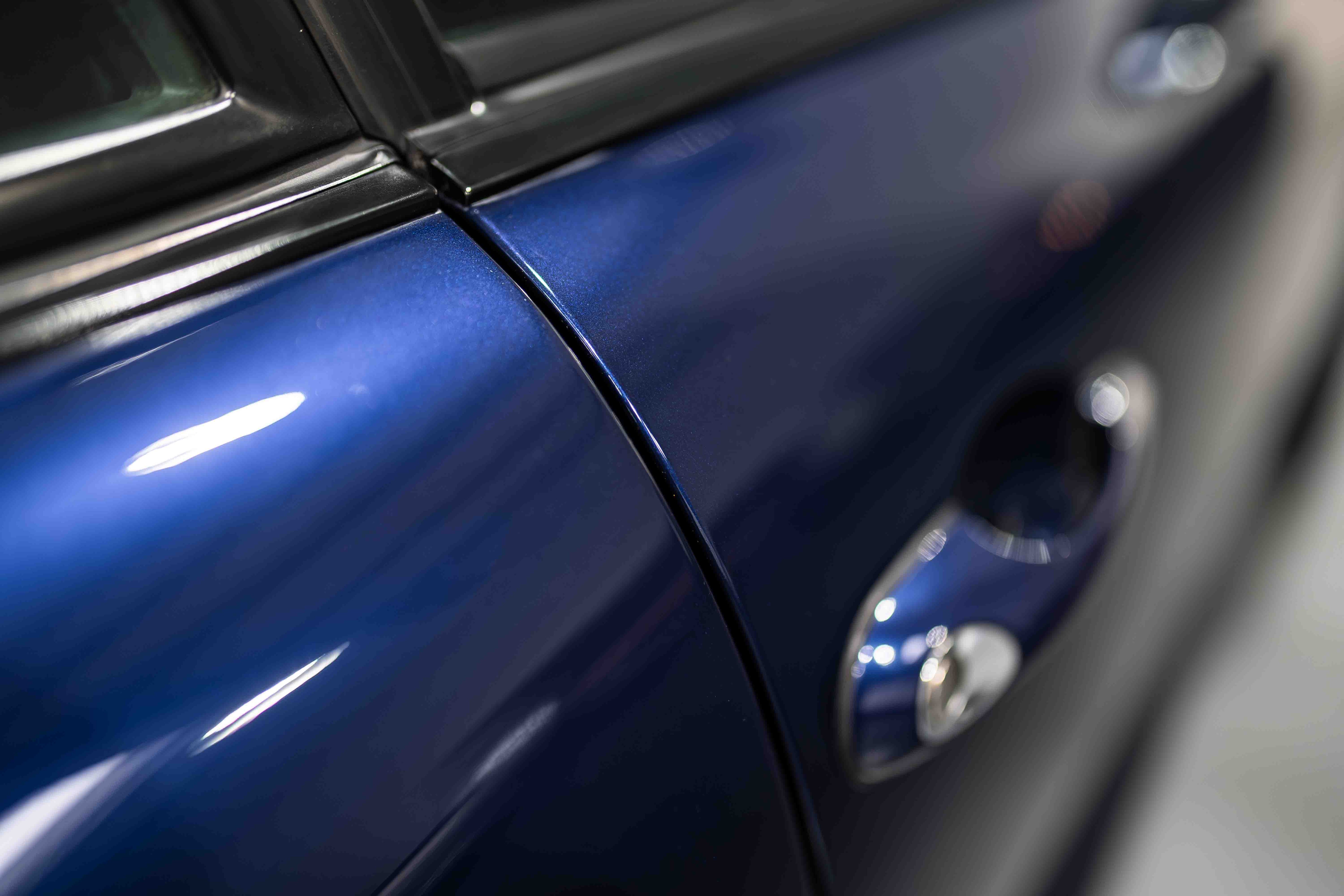 Porsche 993 Iris Blau Metallic