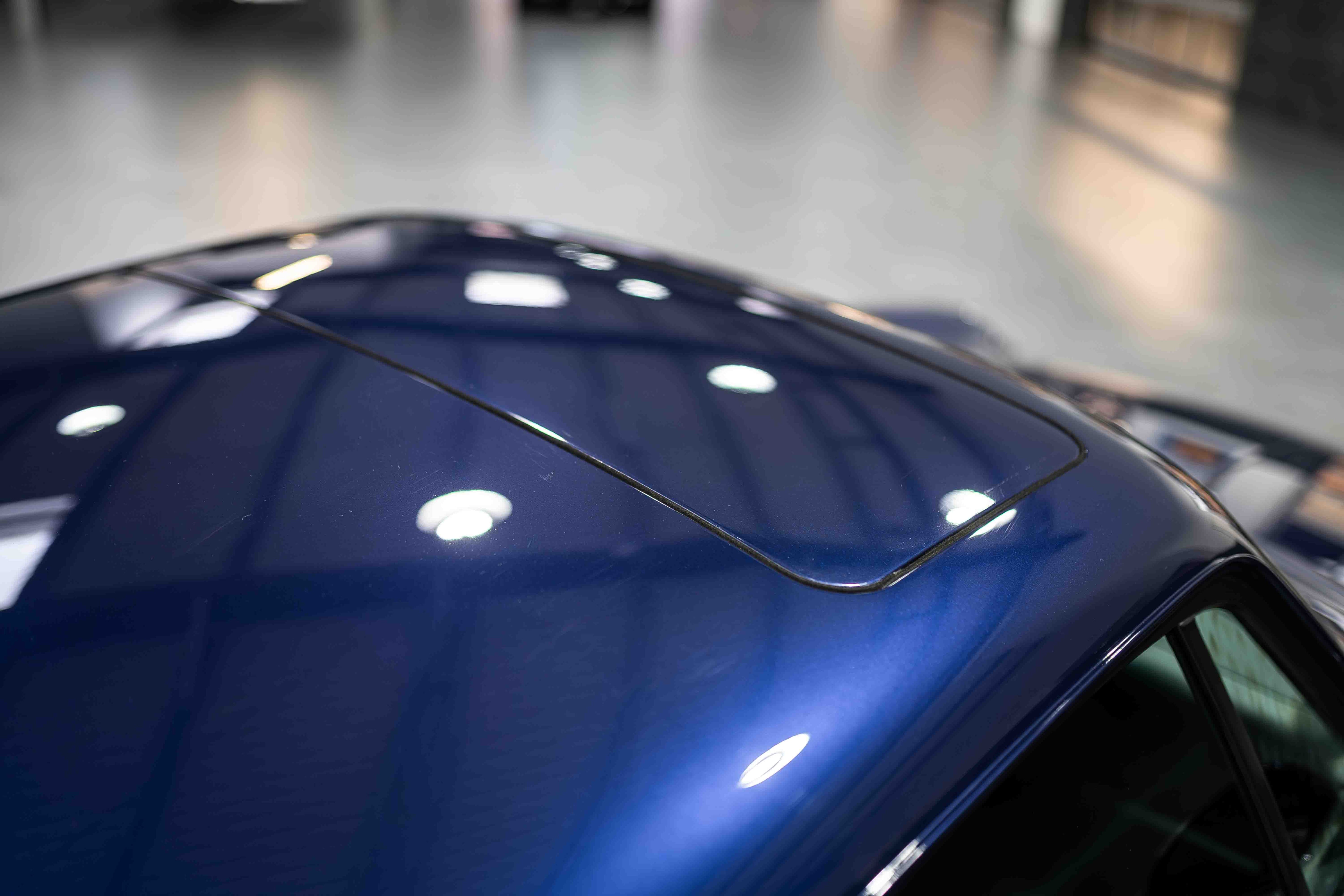 Porsche 993 Iris Blau Metallic