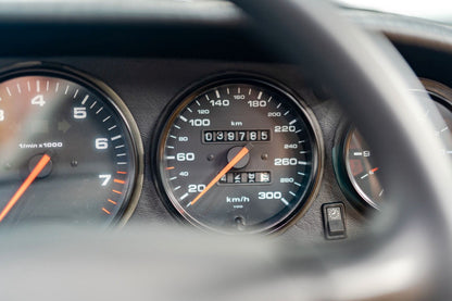 Porsche 993 Carrera Cabriolet