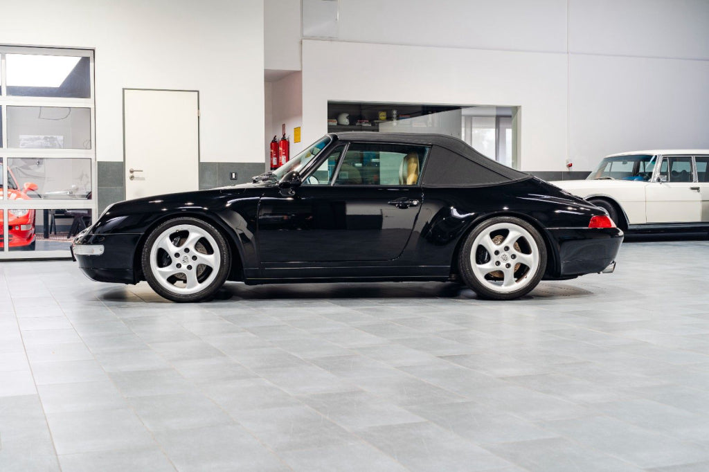 Porsche 993 Carrera Cabriolet