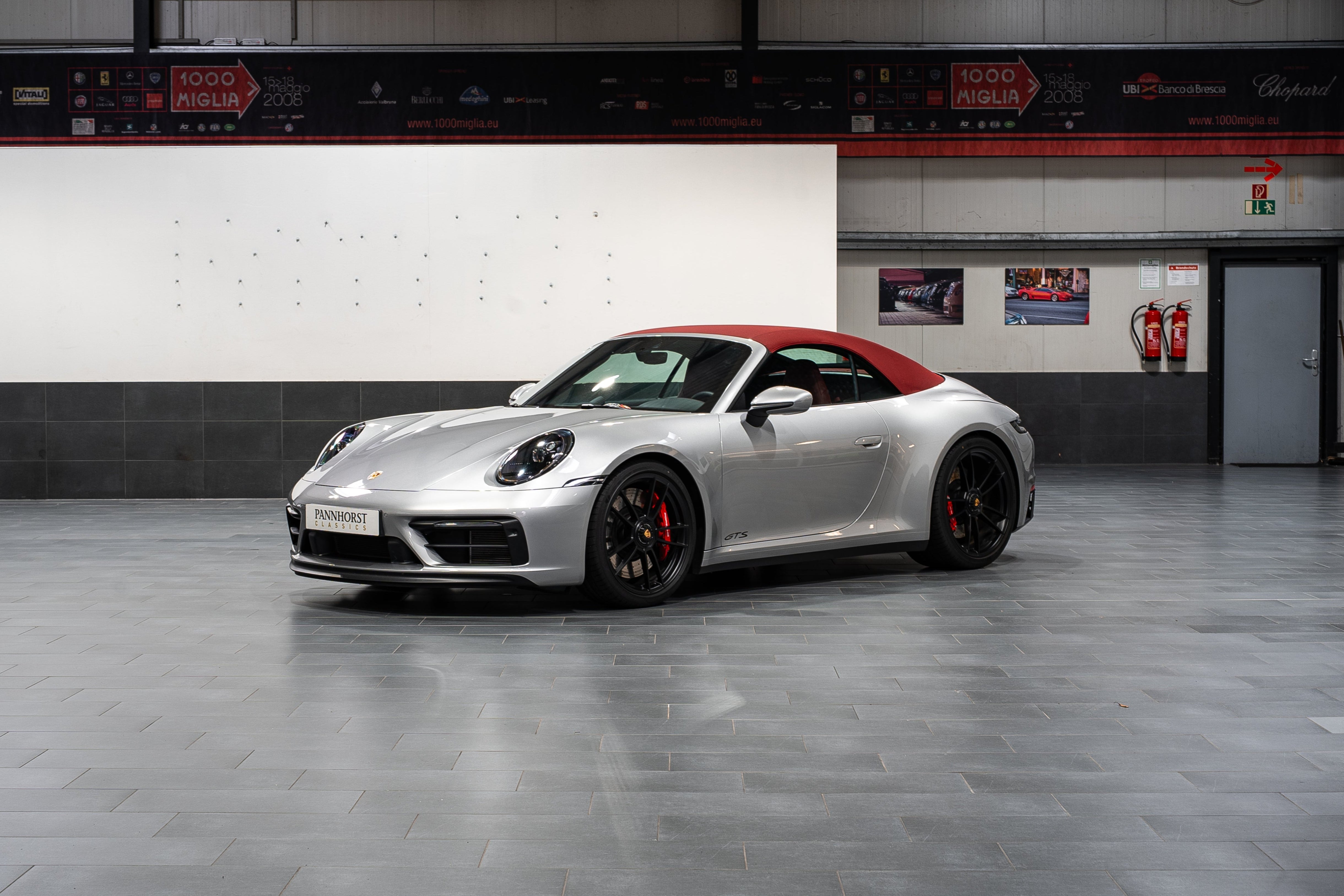 Porsche 992 911 Carrera GTS Cabriolet