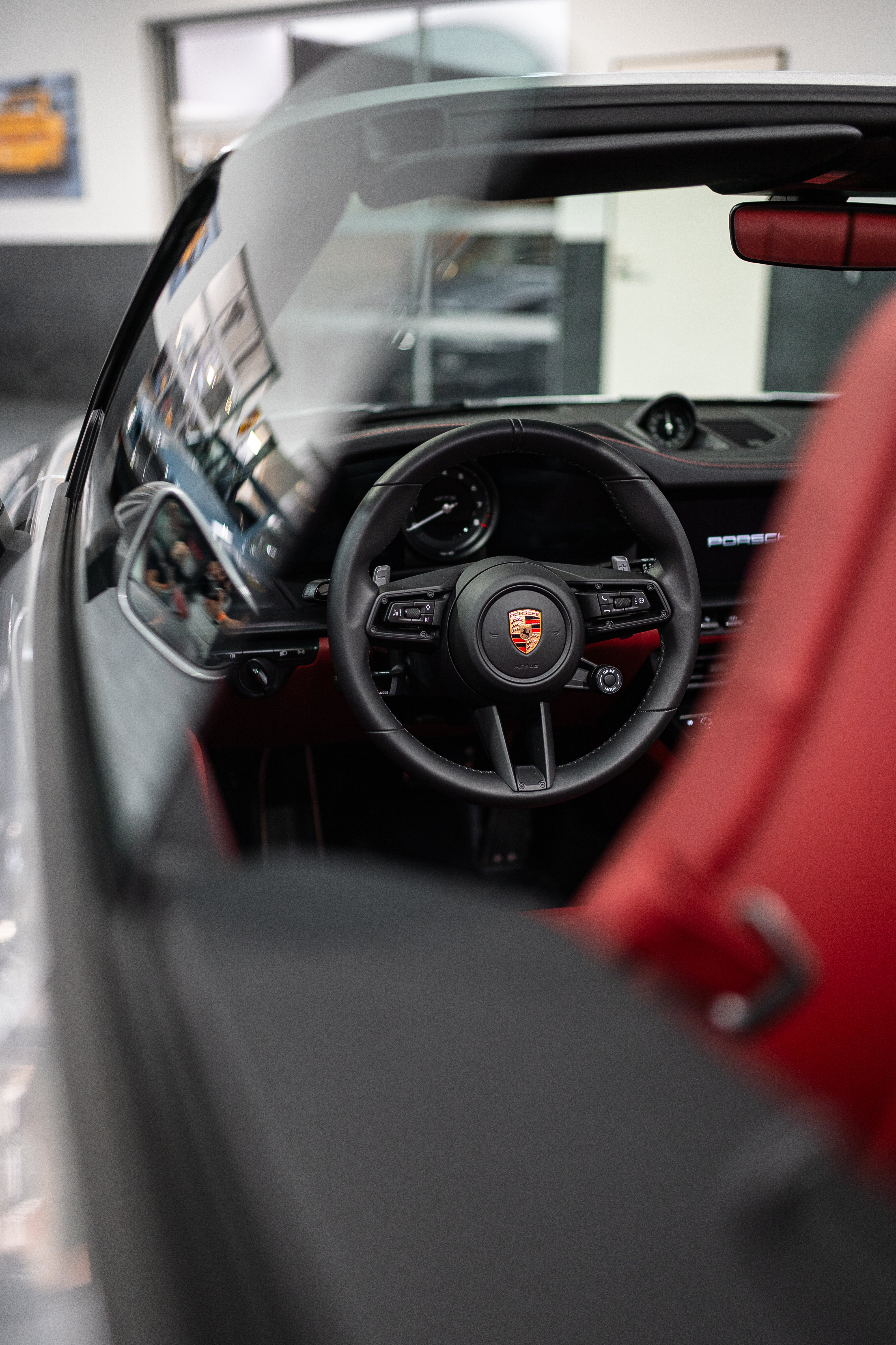 Porsche 992 911 Carrera GTS Cabriolet