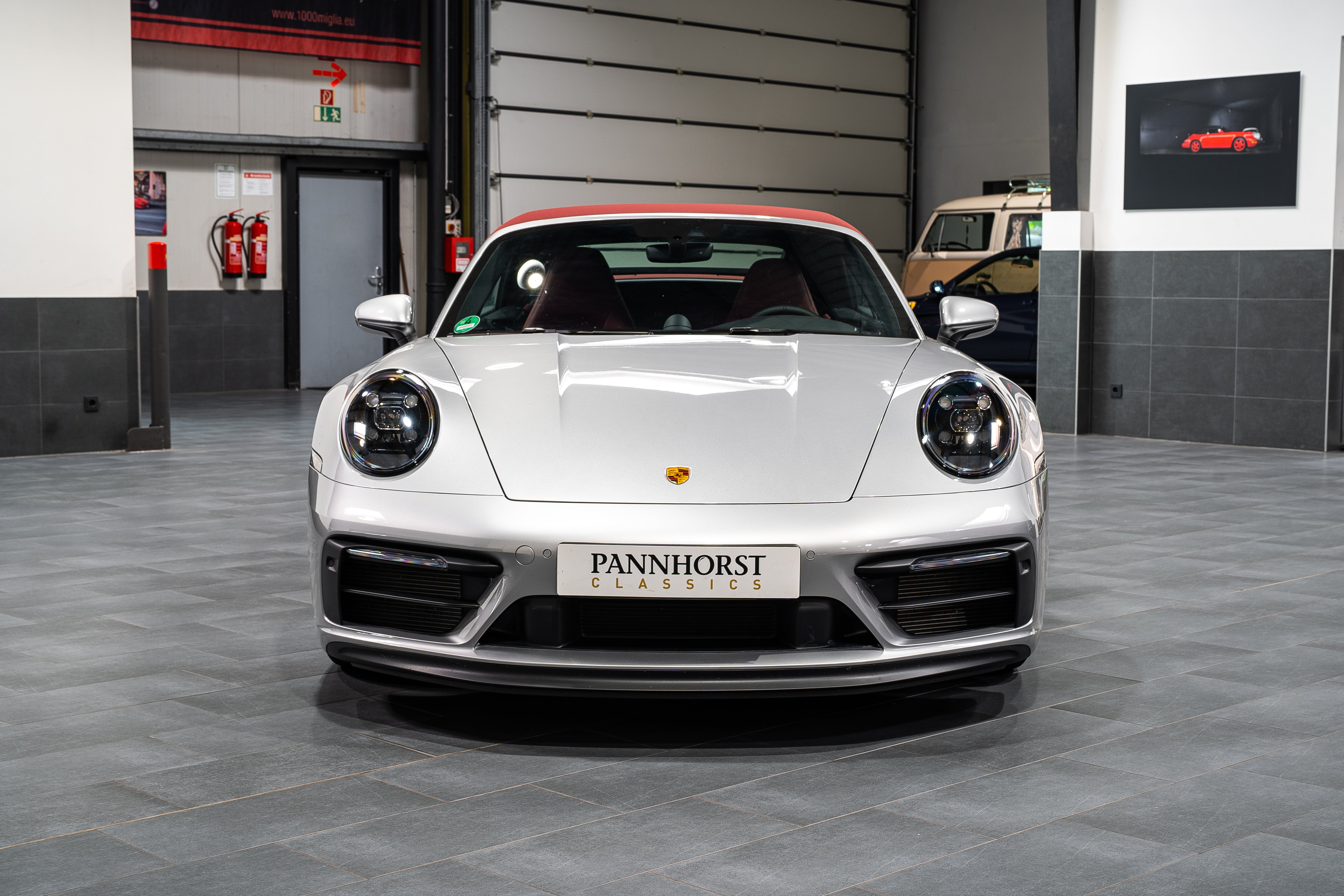 Porsche 992 911 Carrera GTS Cabriolet