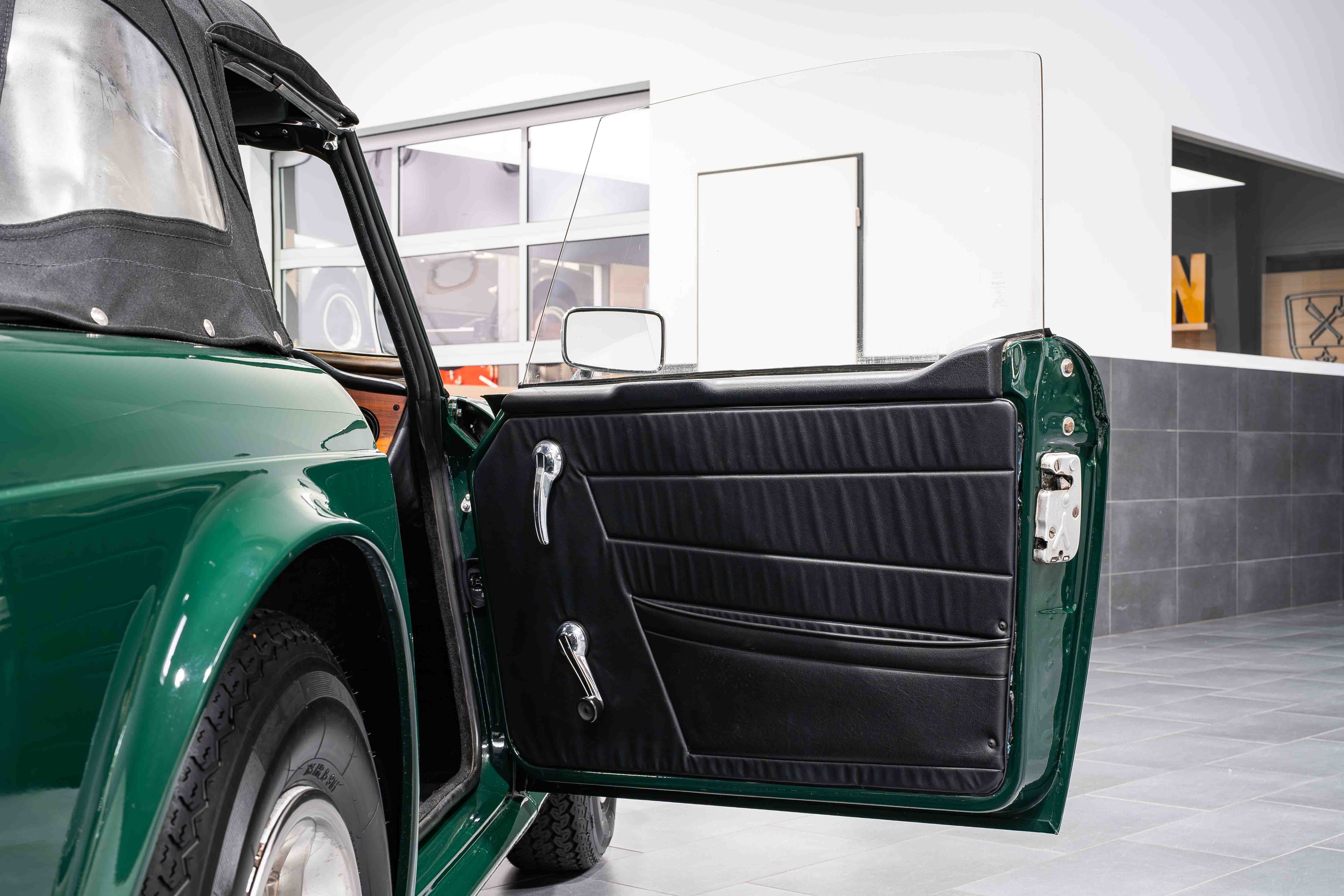 Triumph TR6