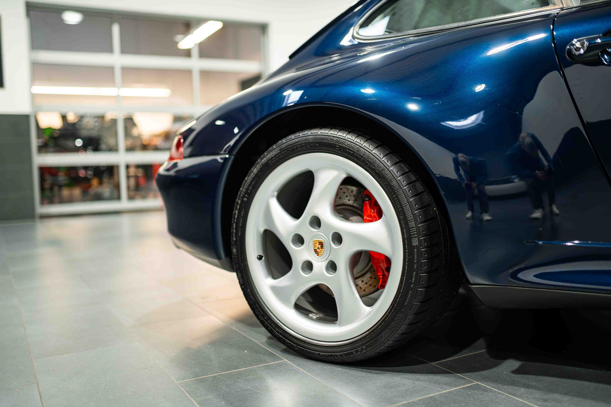 Porsche 993 Carrera 4