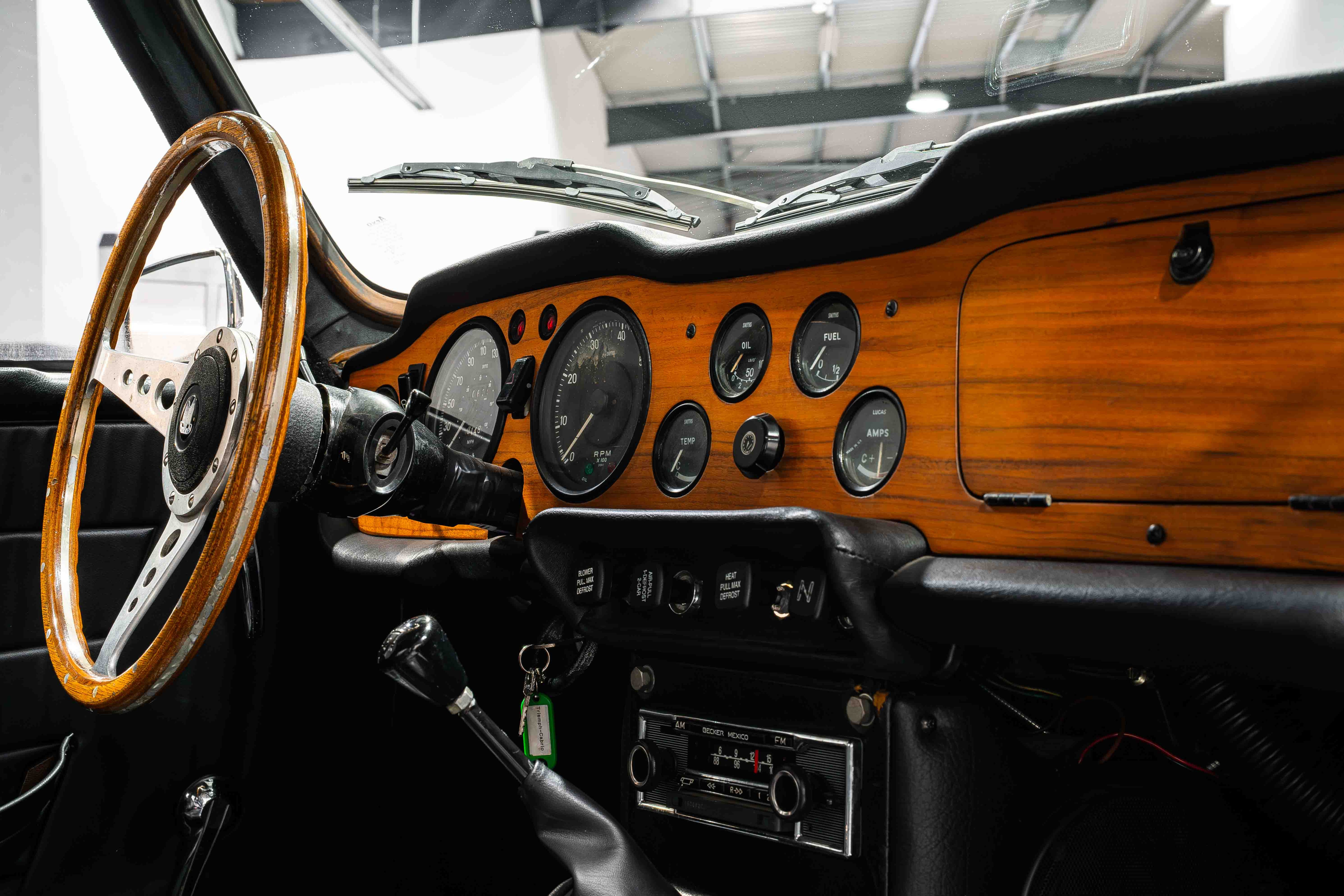 Triumph TR6