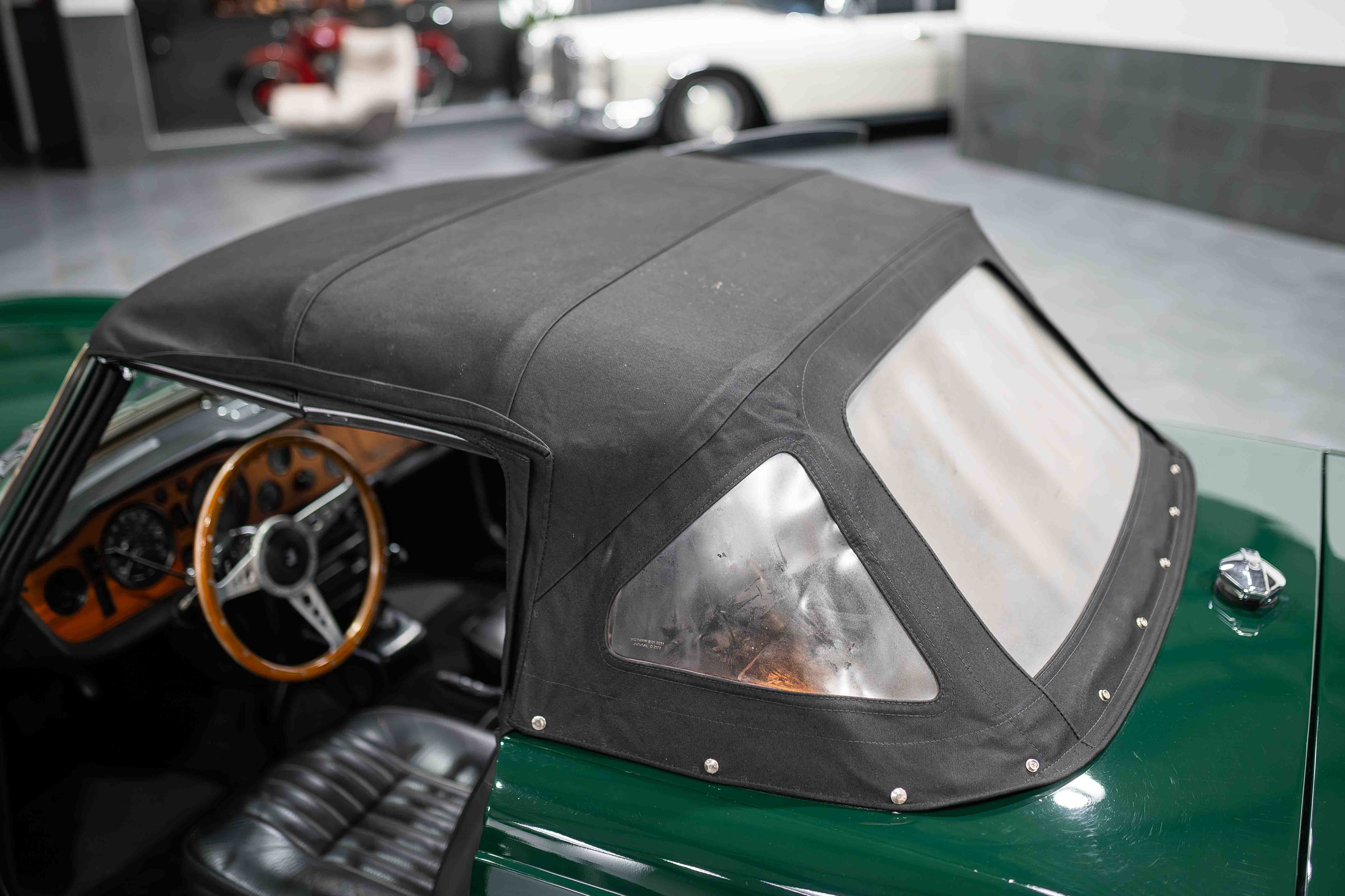 Triumph TR6