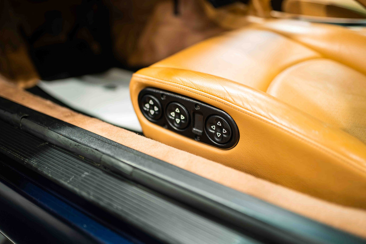 Porsche 993 Carrera 4