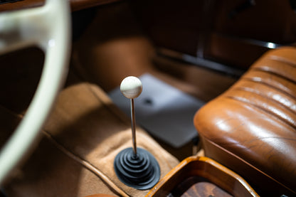 Mercedes-Benz 220 SE W111