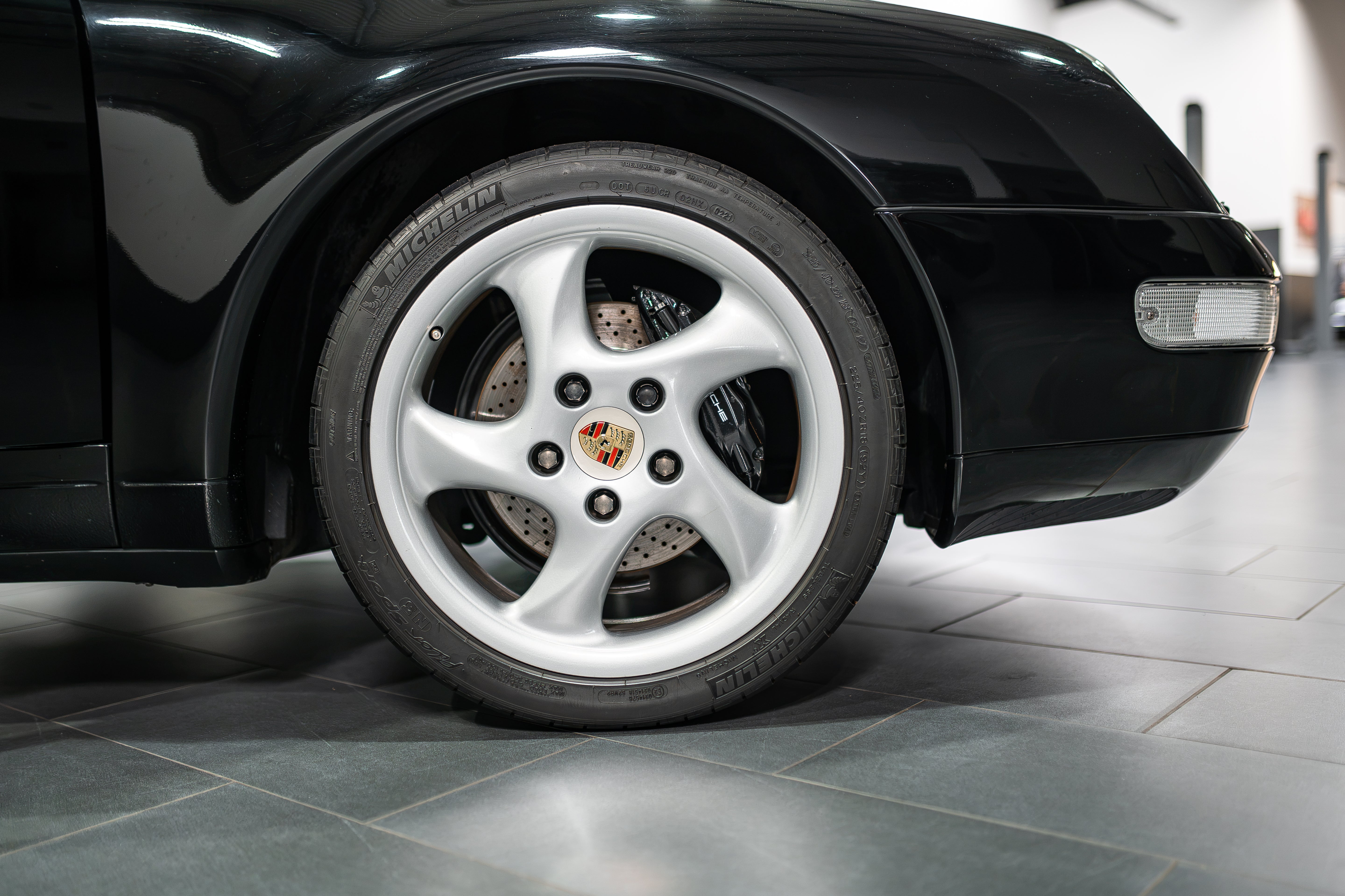 Porsche 911 (993) Carrera Cabriolet