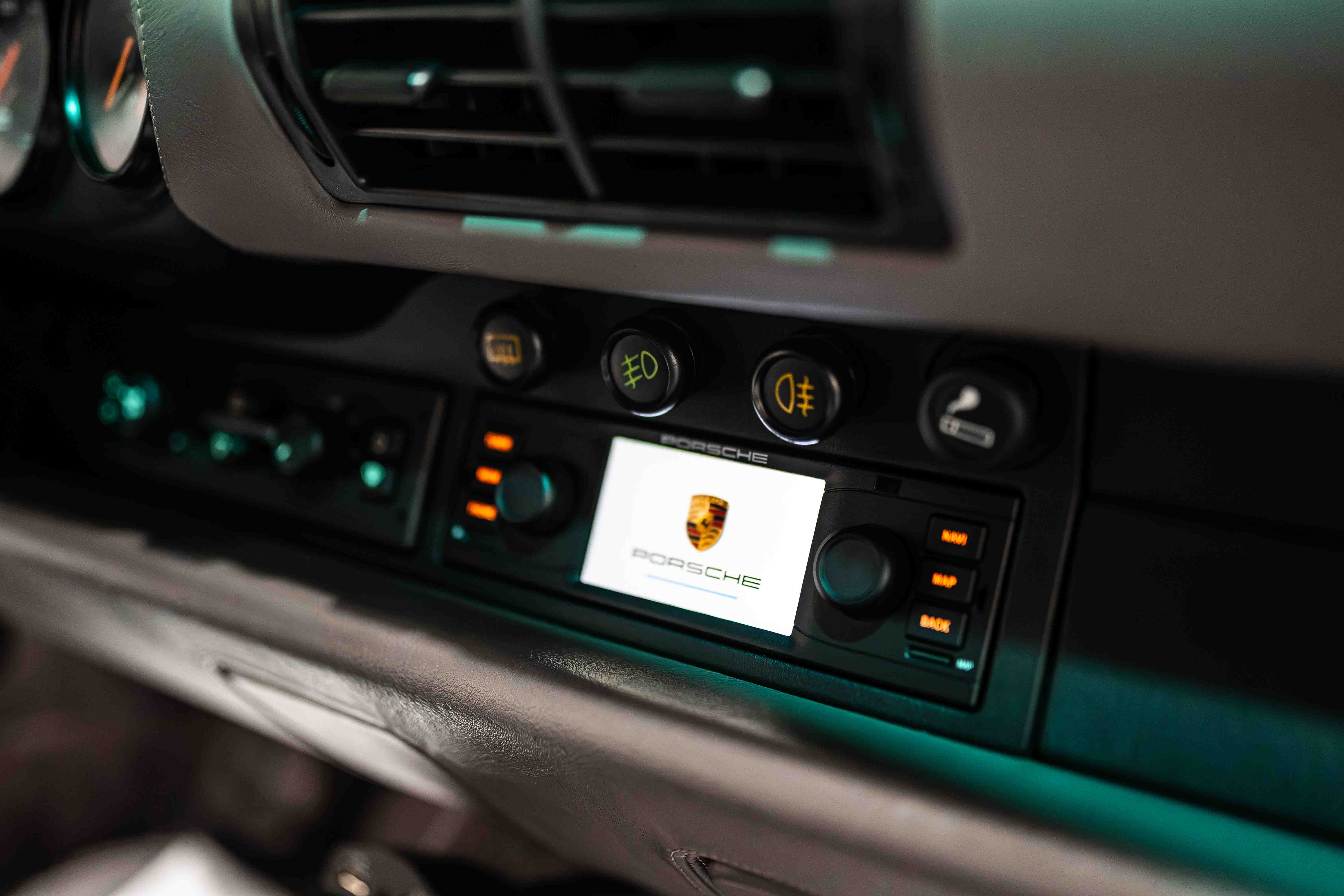 Porsche 911 / 964 Carrera 2 WTL Cabriolet