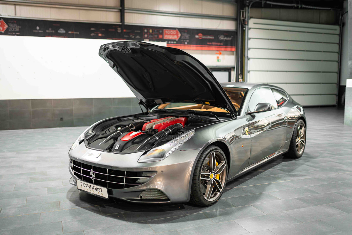 Ferrrari FF