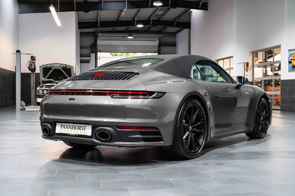 Porsche 911 Carrera Cabriolet