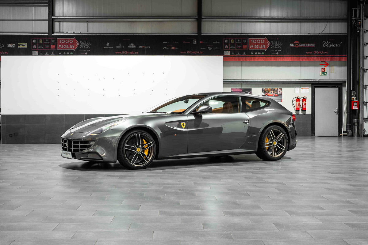 Ferrrari FF