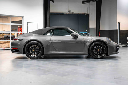 Porsche 911 Carrera Cabriolet