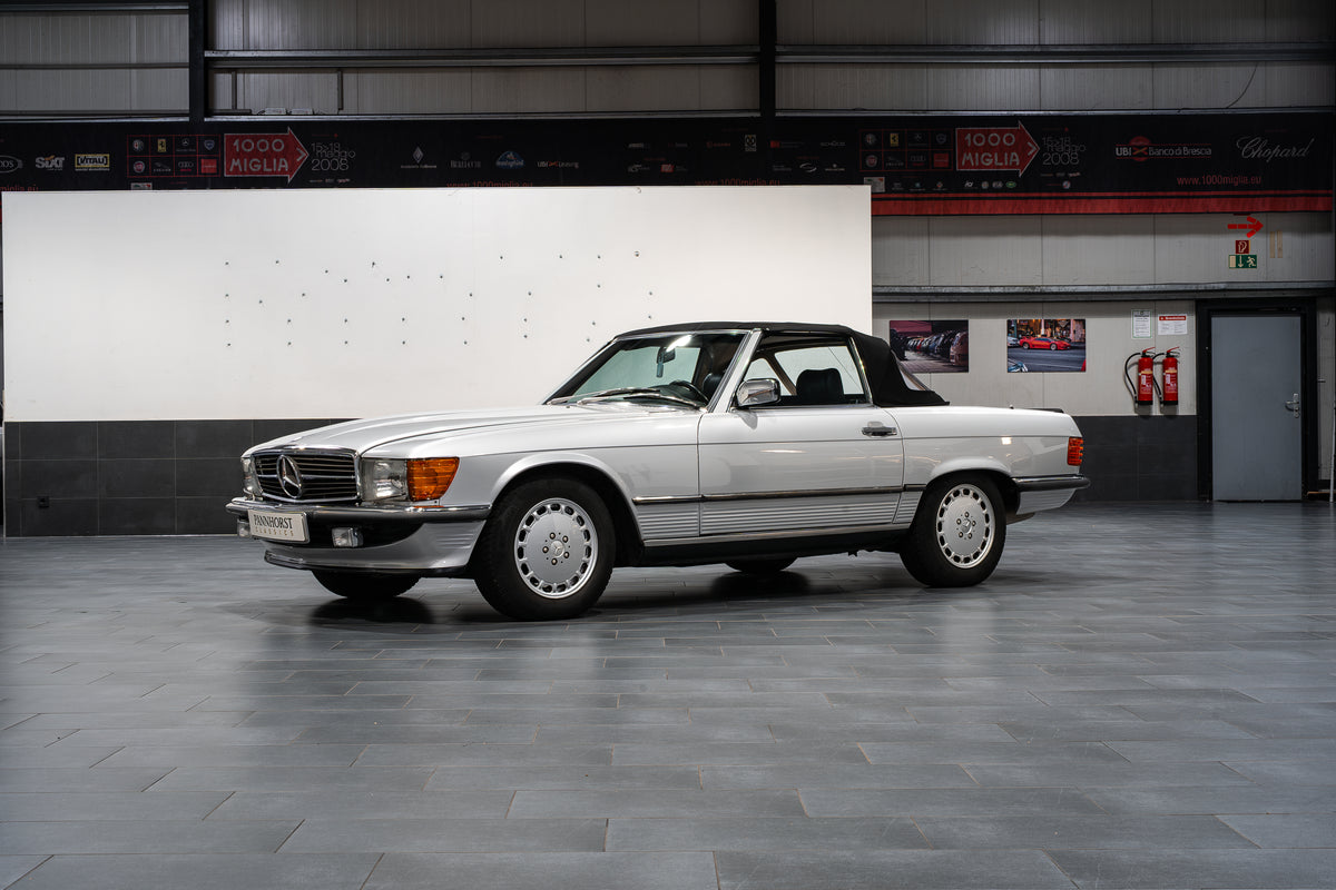 Mercedes-Benz R107 500 SL
