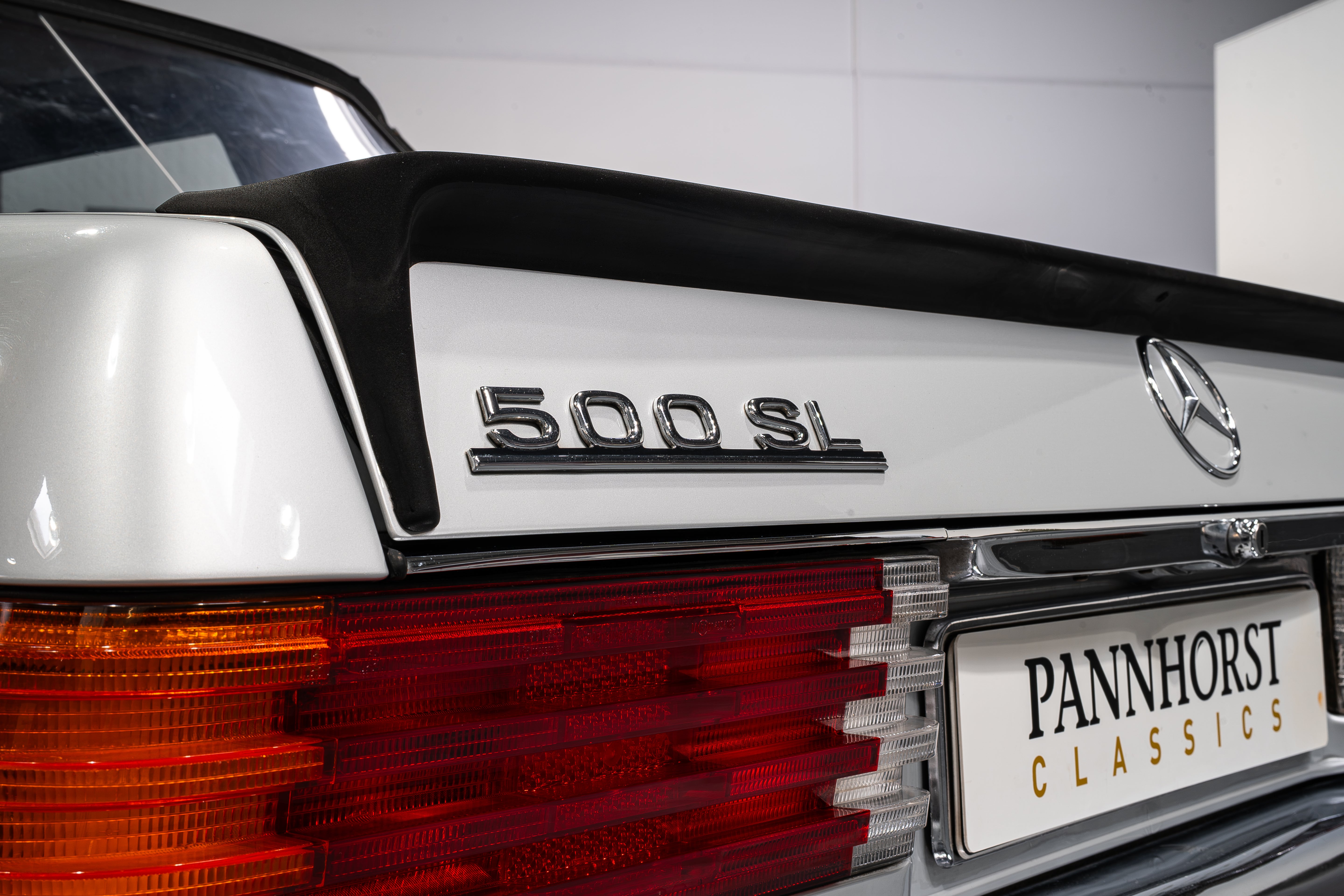 Mercedes-Benz R107 500 SL