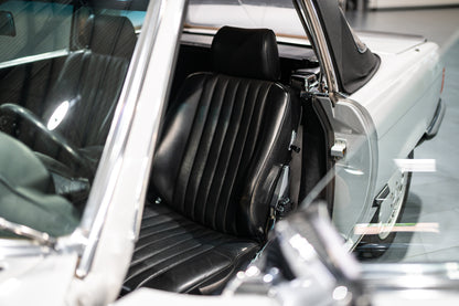 Mercedes-Benz R107 500 SL