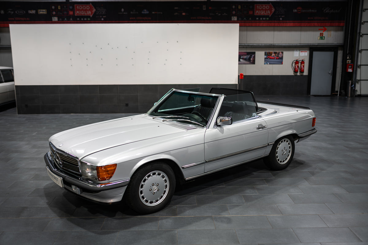 Mercedes-Benz R107 500 SL