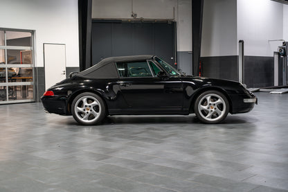Porsche 911 (993) Carrera Cabriolet