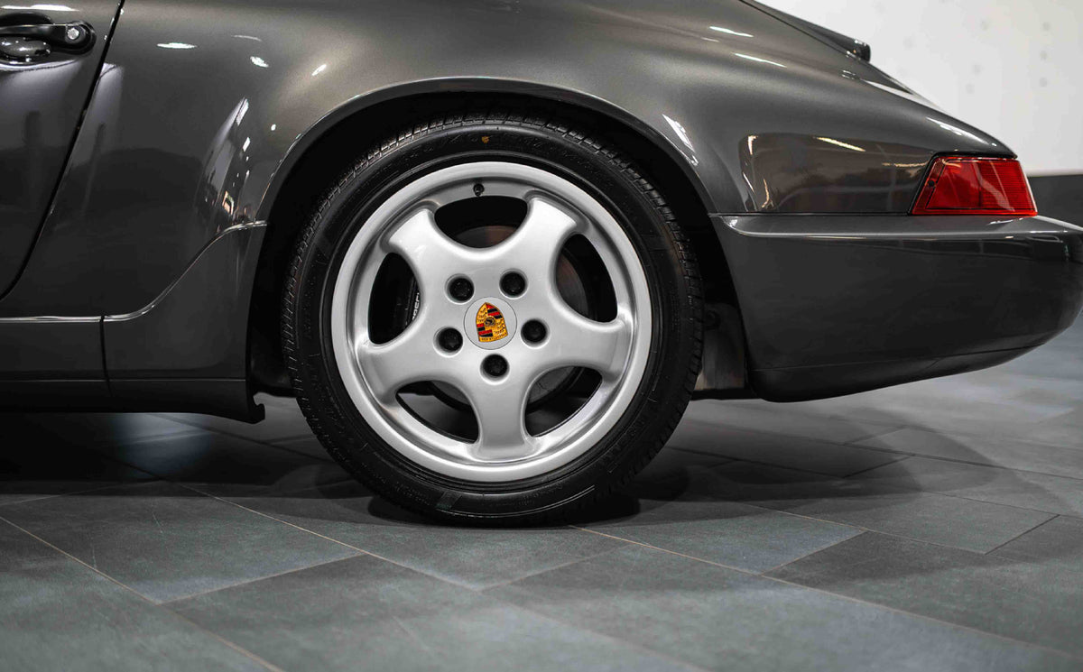 Porsche 964 Carrera 4