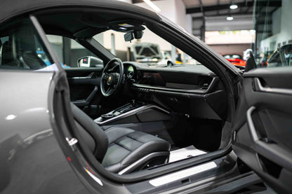 Porsche 911 Carrera Cabriolet