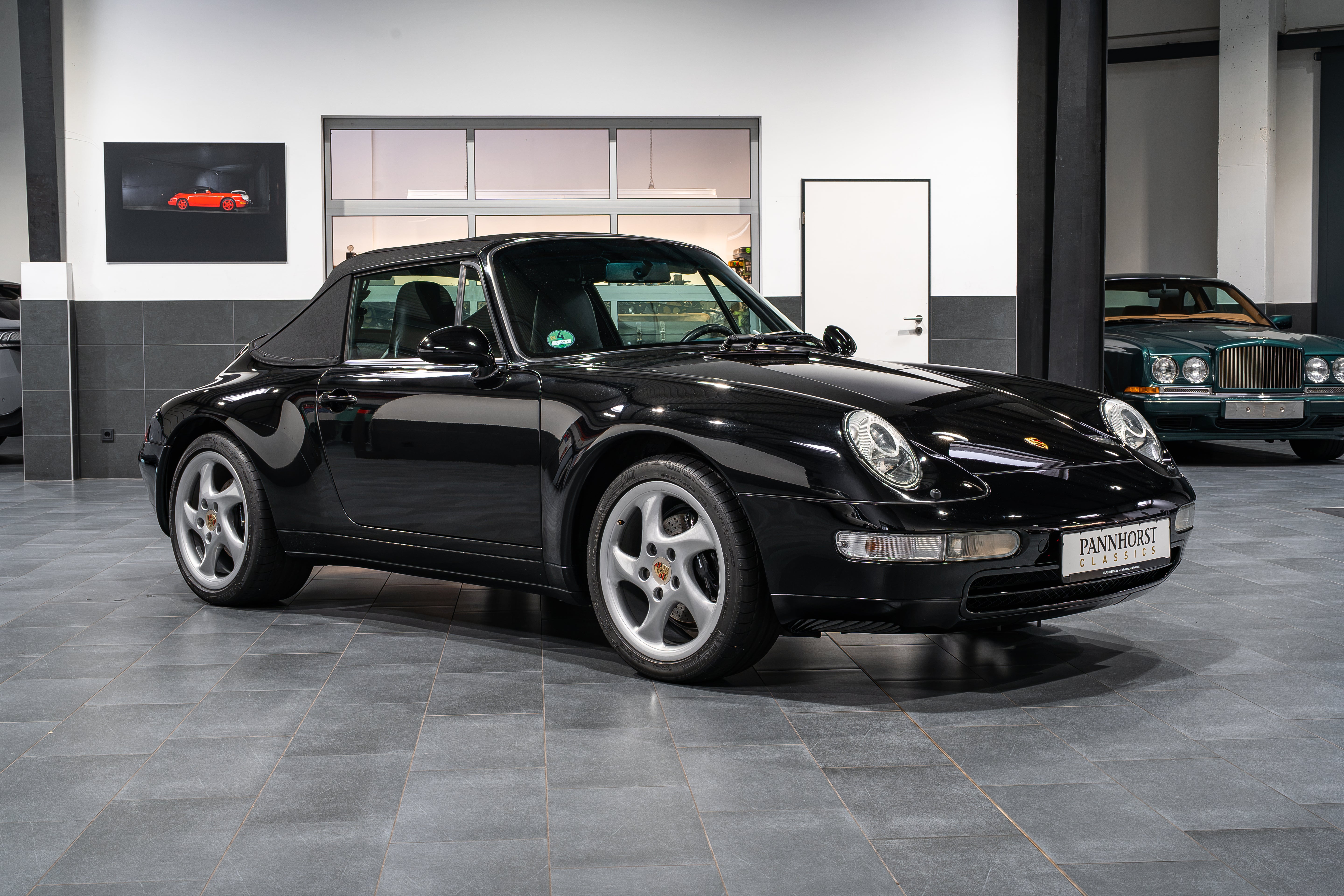 Porsche 911 (993) Carrera Cabriolet