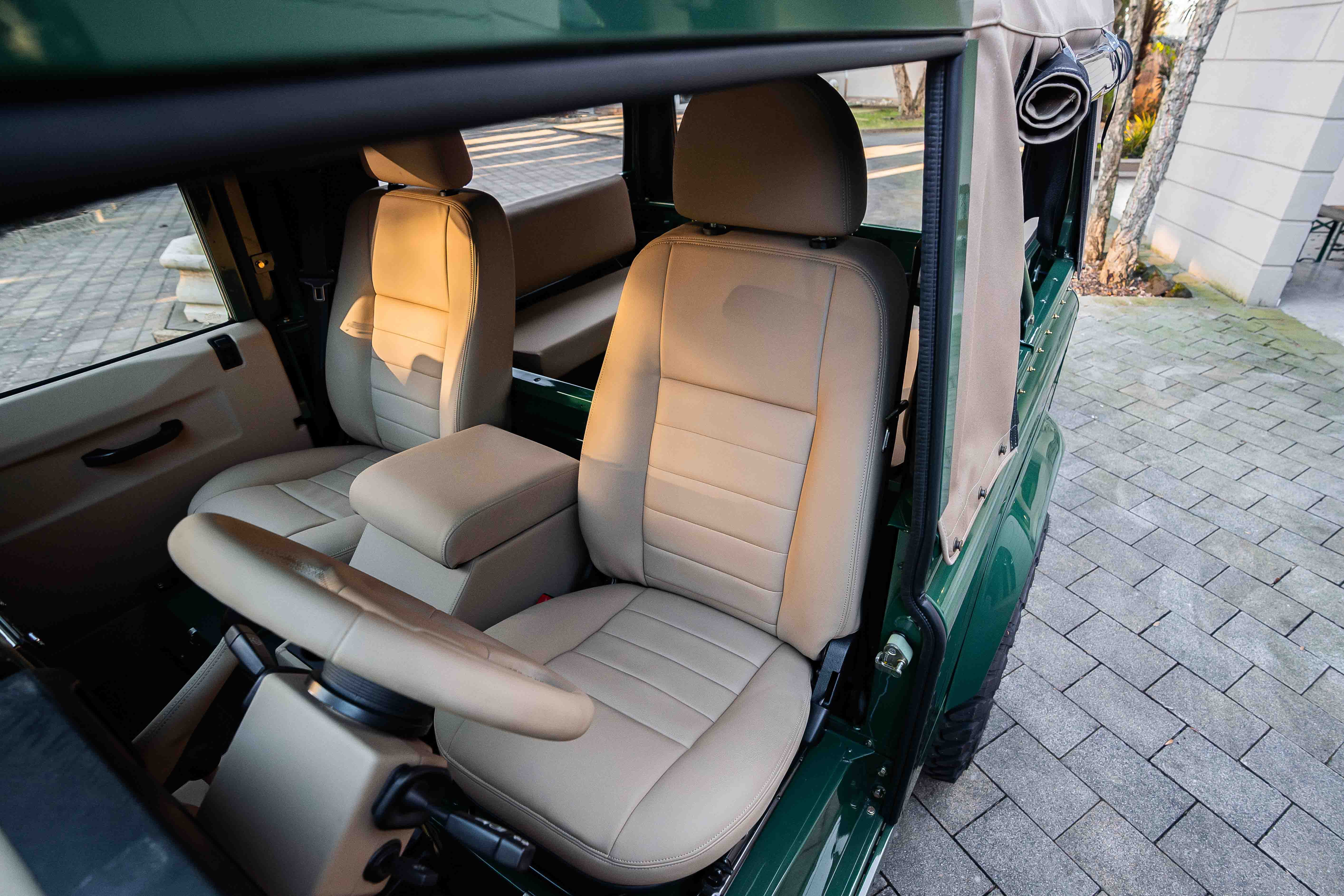 Land Rover Defender 90 Td5 Cabriolet