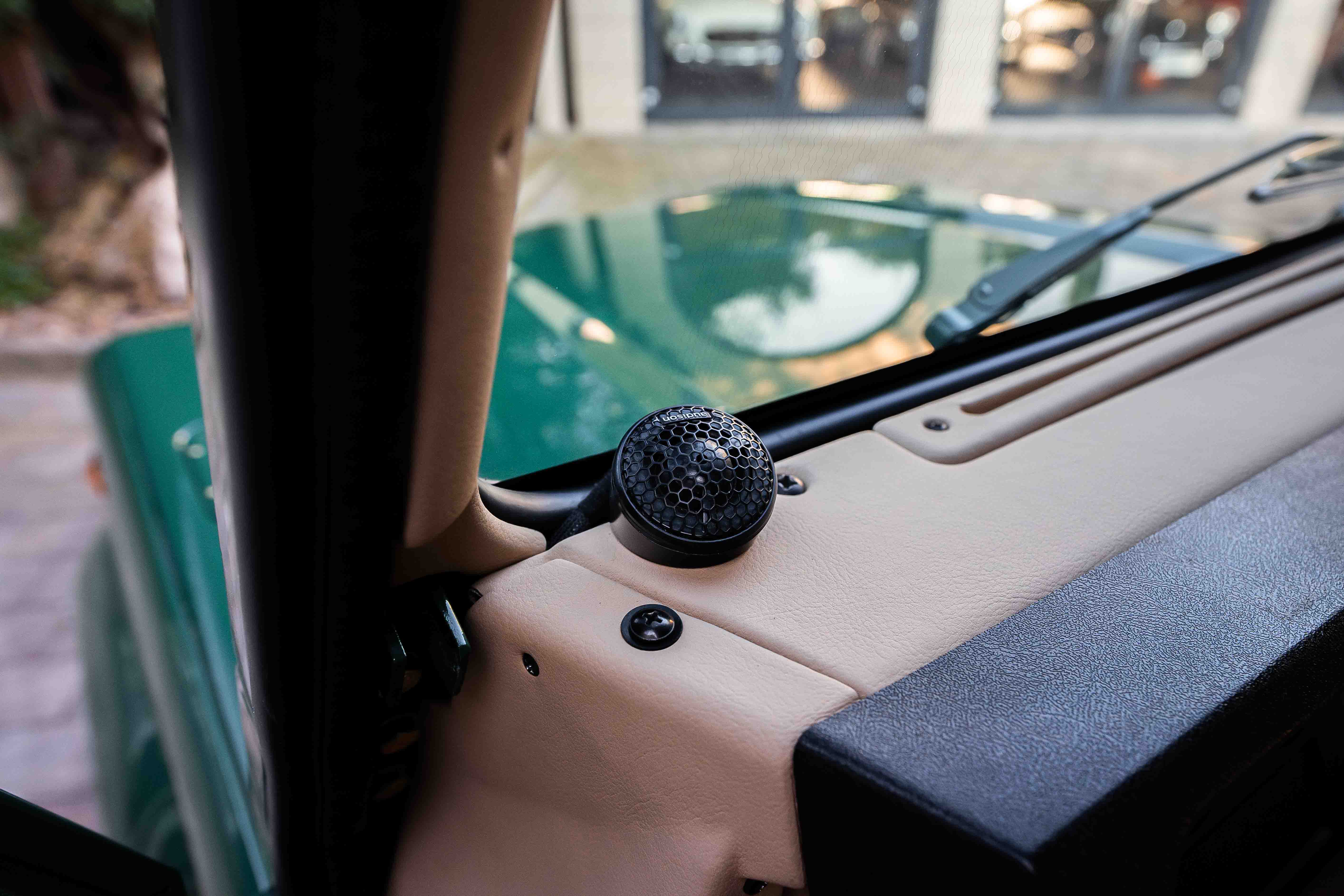 Land Rover Defender 90 Td5 Cabriolet