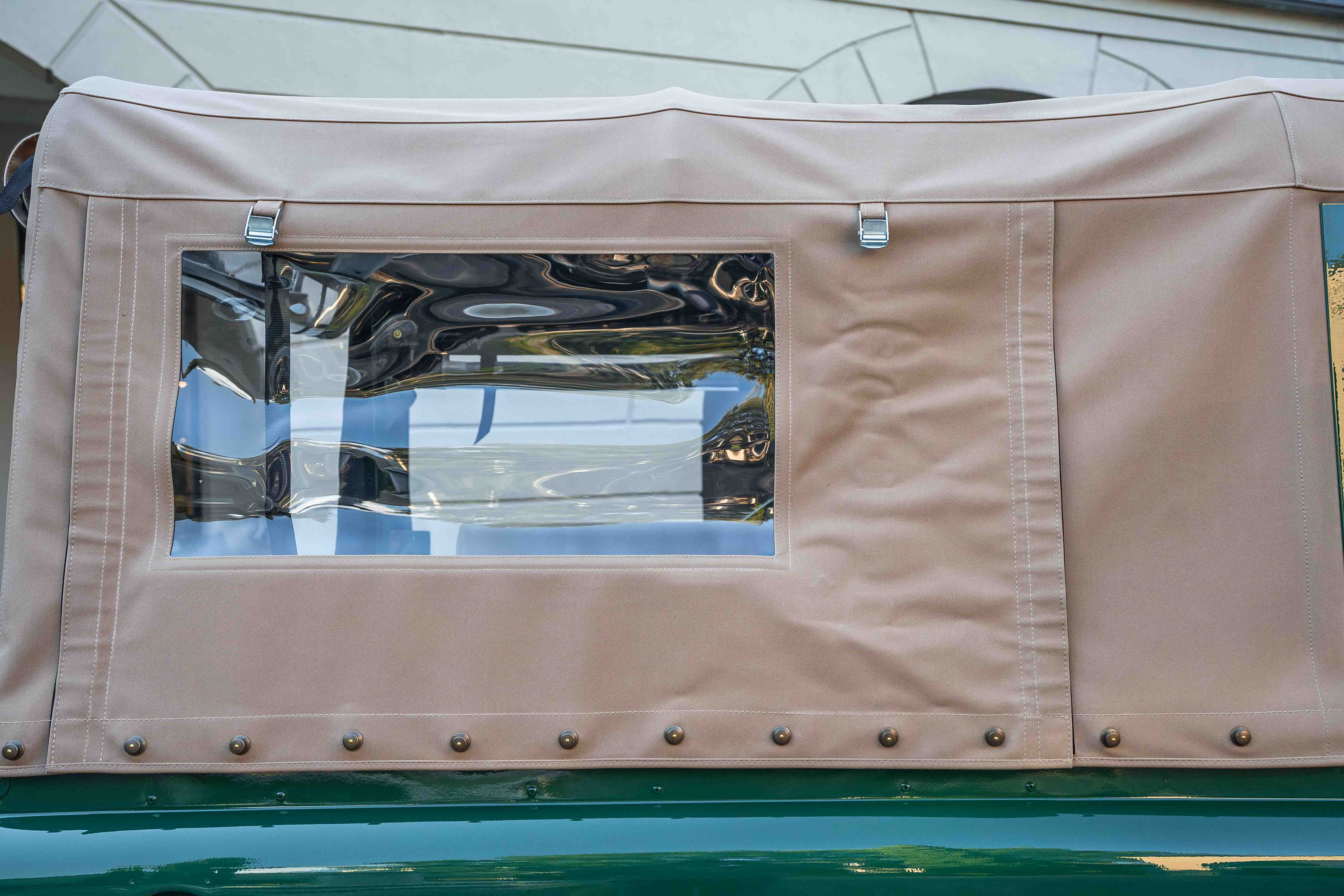 Land Rover Defender 90 Td5 Cabriolet
