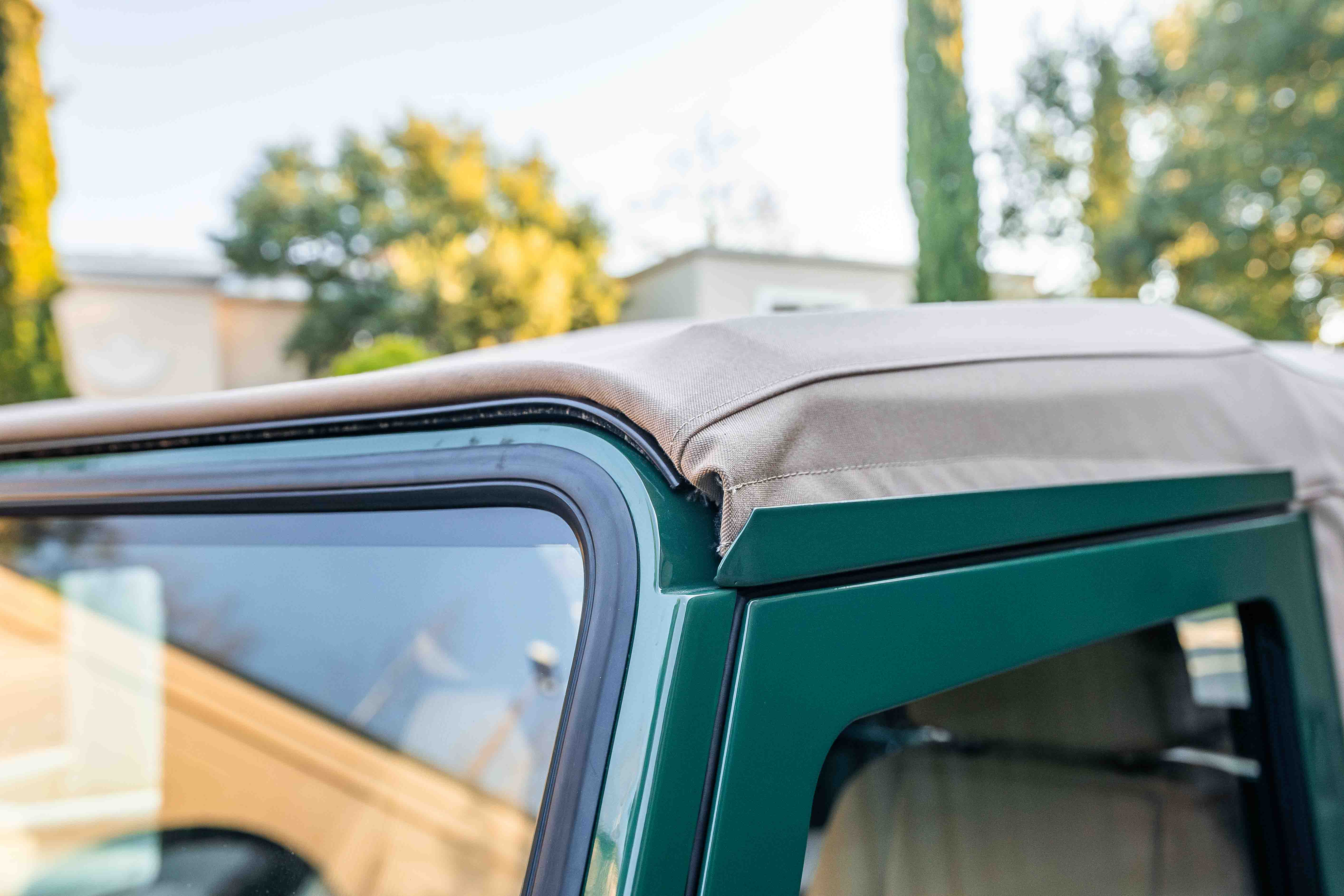 Land Rover Defender 90 Td5 Cabriolet