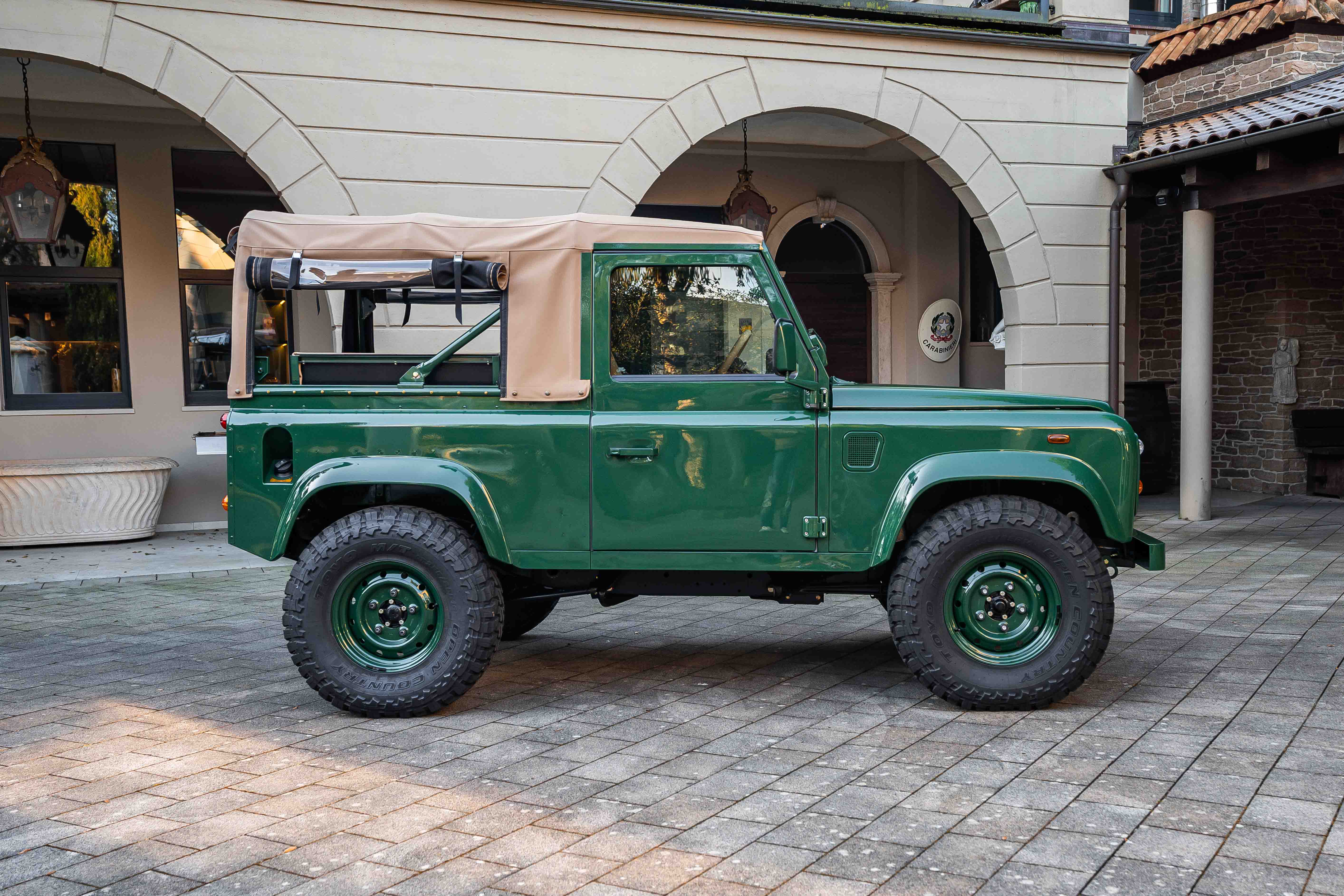 Land Rover Defender 90 Td5 Cabriolet