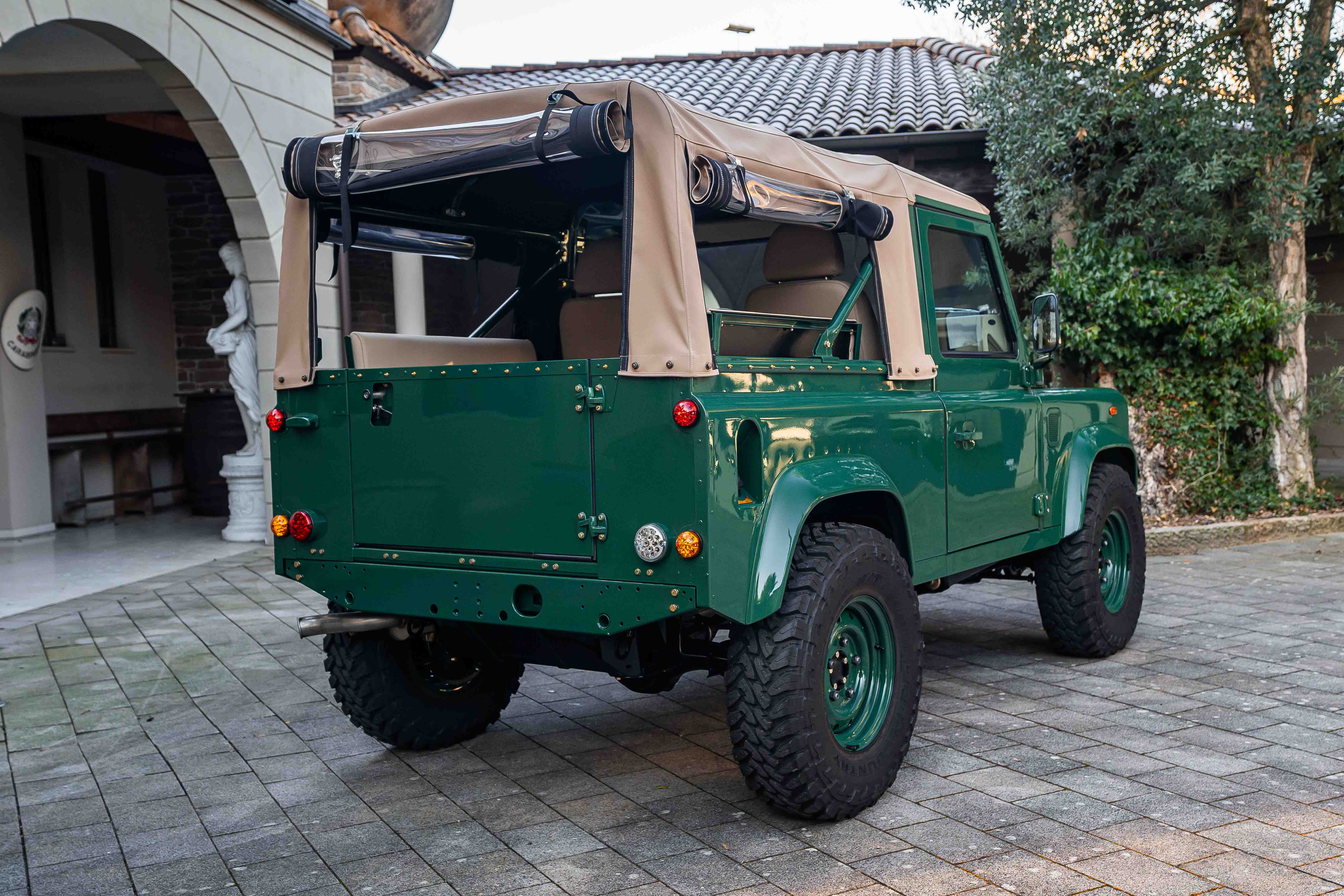 Land Rover Defender 90 Td5 Cabriolet