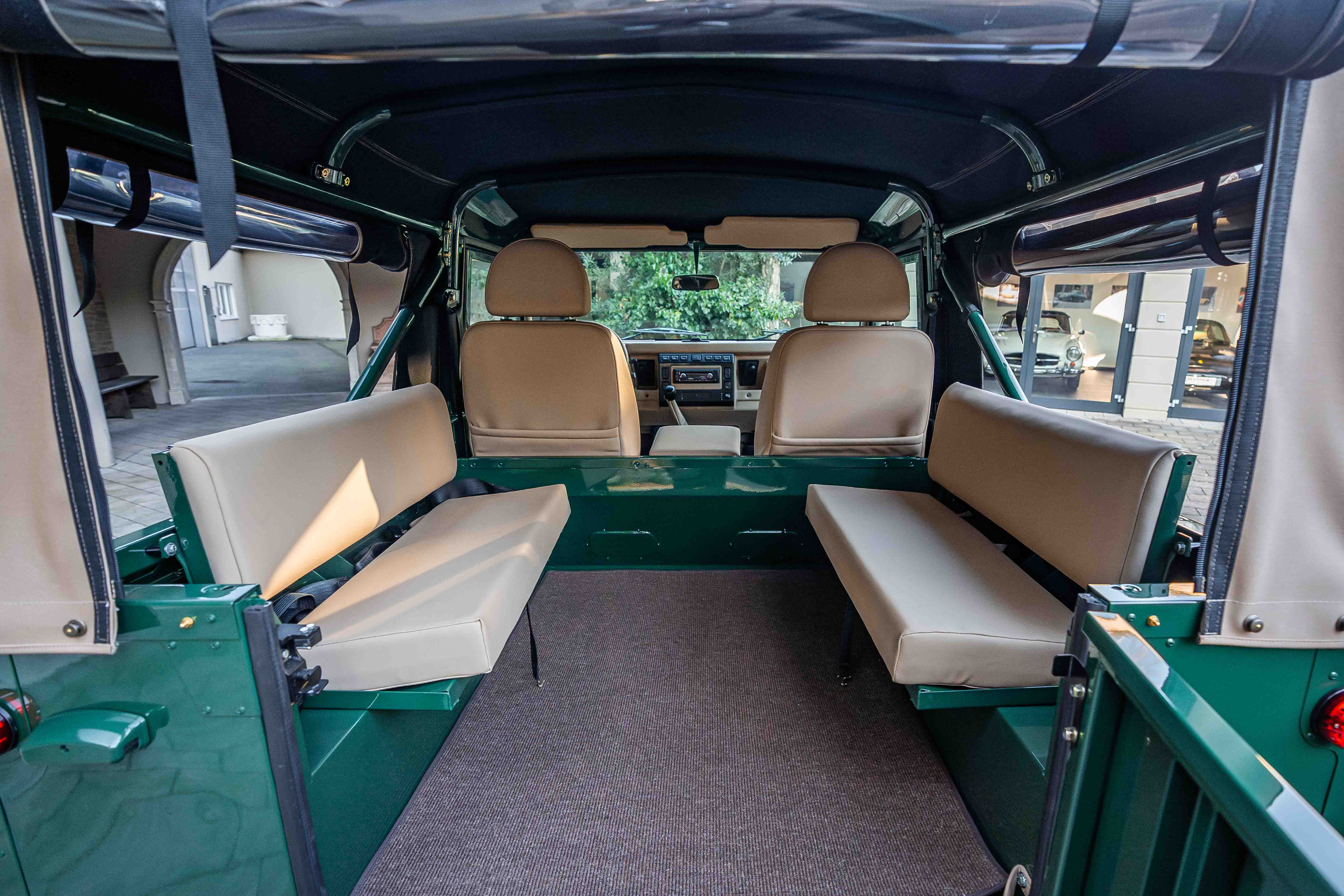 Land Rover Defender 90 Td5 Cabriolet