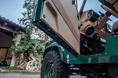 Land Rover Defender 90 Td5 Cabriolet