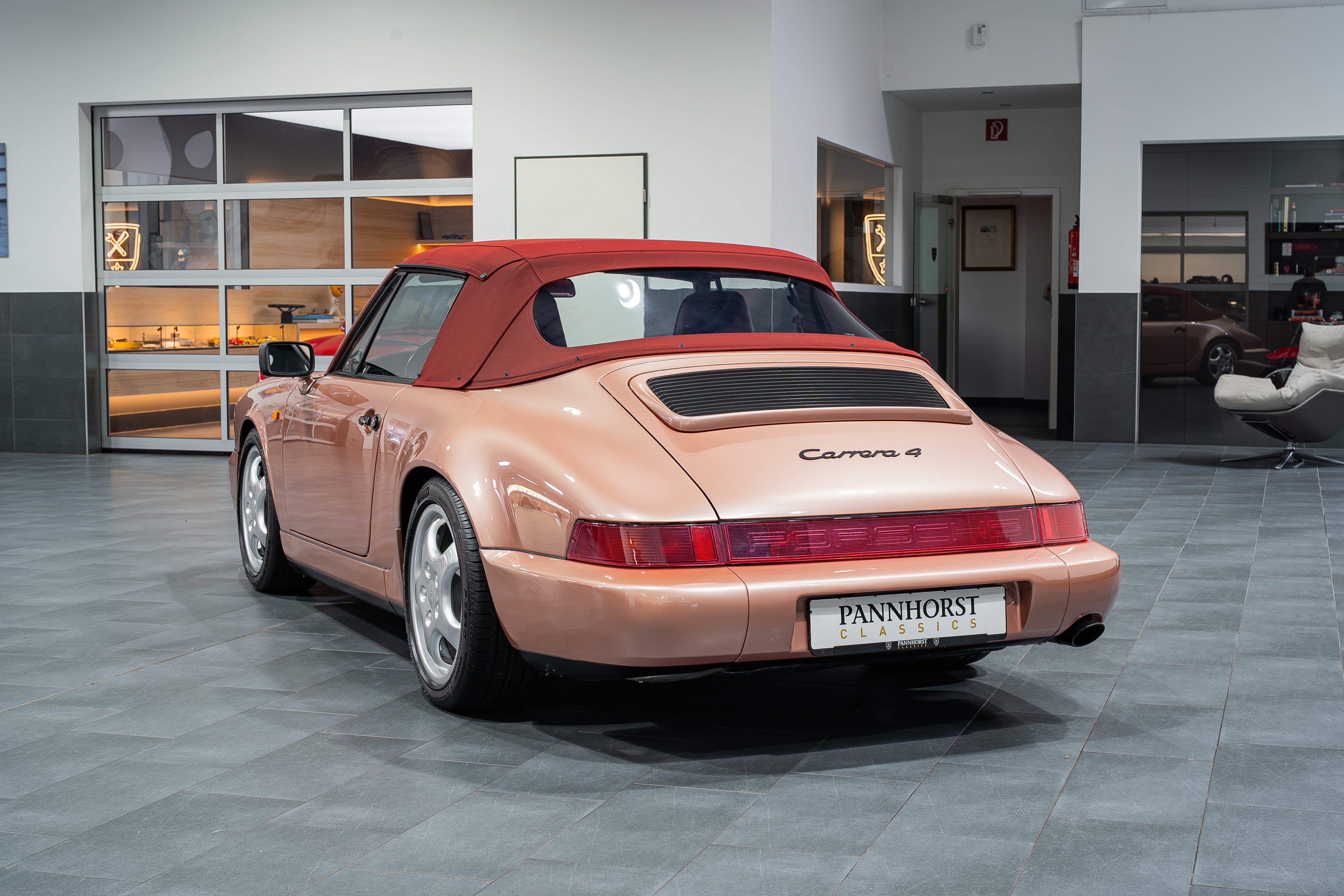 Porsche 964 Carrera 4 Cabriolet