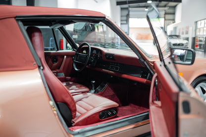 Porsche 964 Carrera 4 Cabriolet