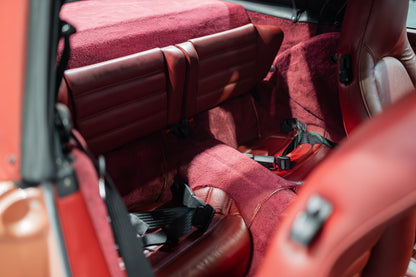 Porsche 964 Carrera 4 Cabriolet